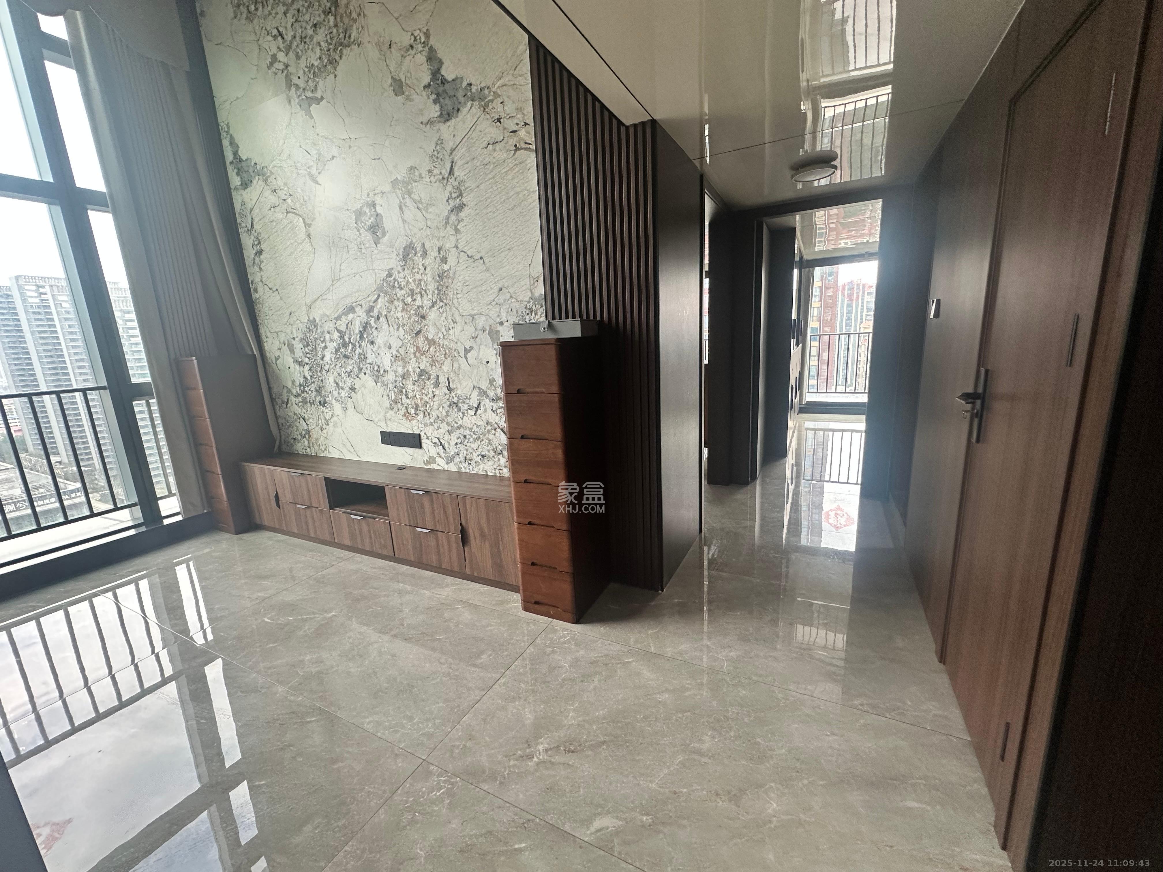 华远华时代 4室2厅2卫 8000.0元/月 华远华时代 4室2厅2卫 8000.0元/月室内图