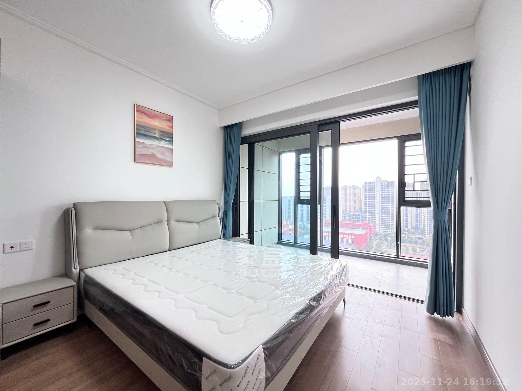 保利天汇 3室2厅2卫 3800.0元/月 保利天汇 3室2厅2卫 3800.0元/月室内图