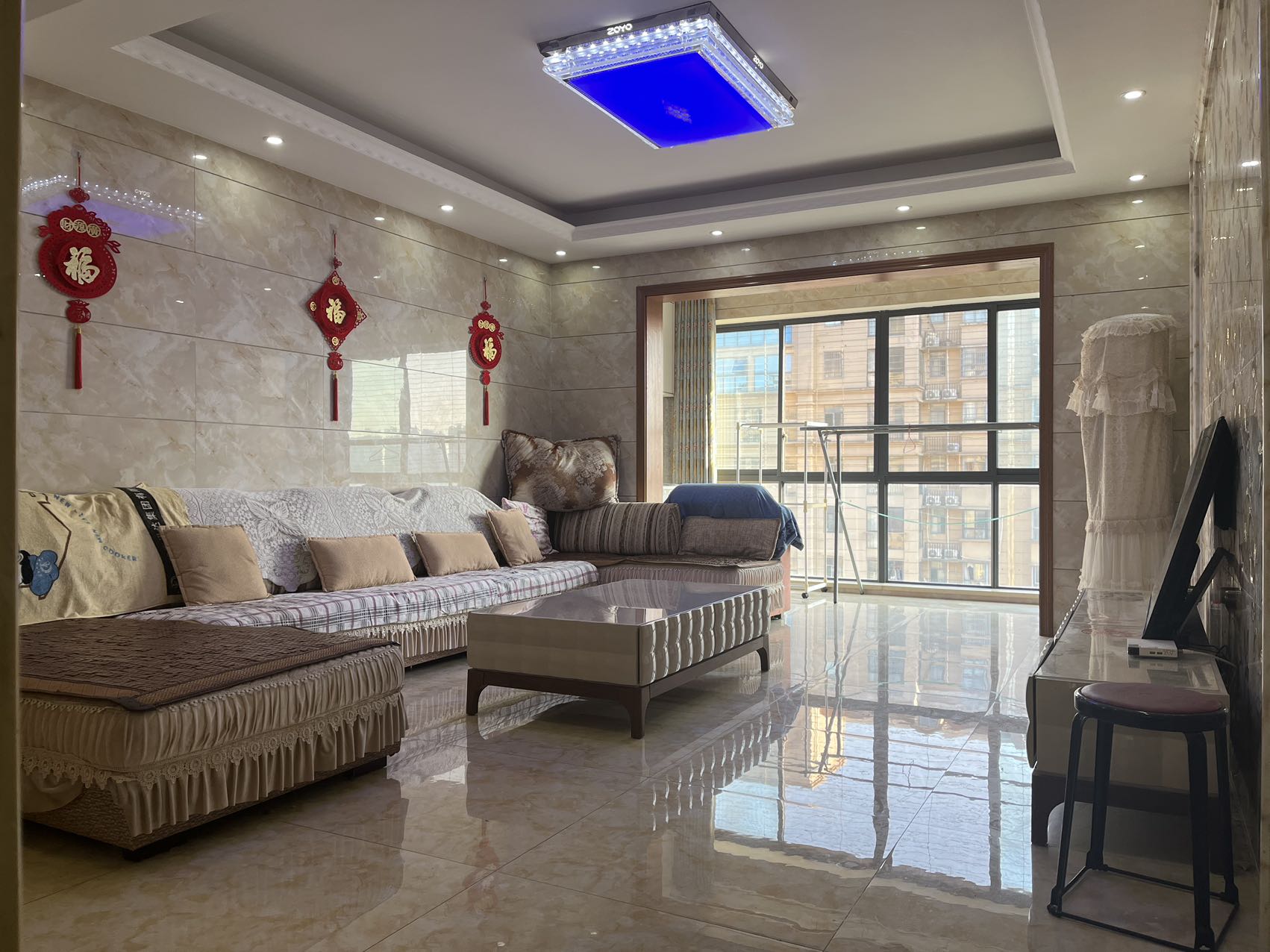 华府世家 3室2厅2卫 1800.0元/月 华府世家 3室2厅2卫 1800.0元/月室内图