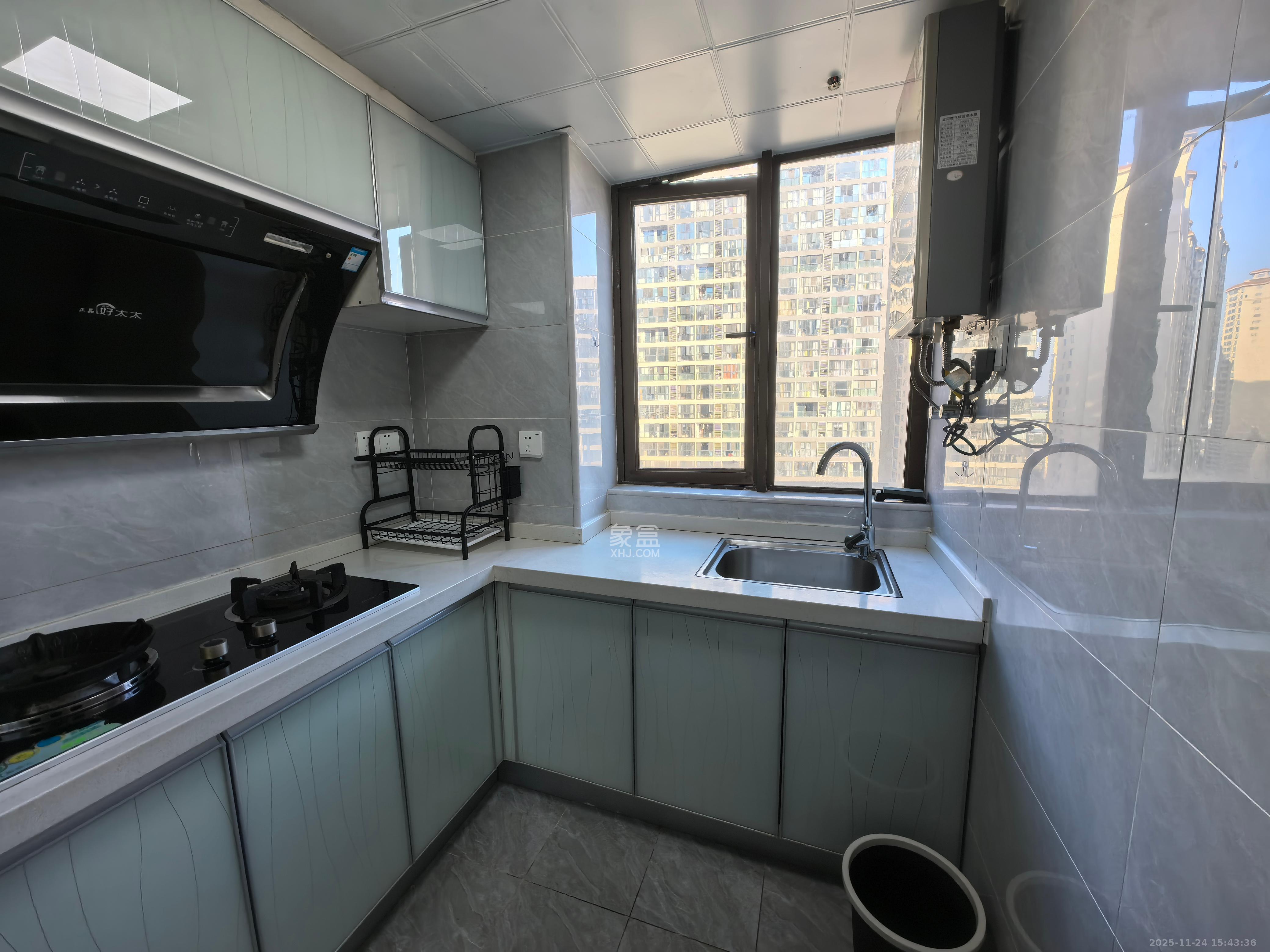 福晟钱隆国际（晟冉景苑）  2室1厅1卫    1800.0元/月室内图