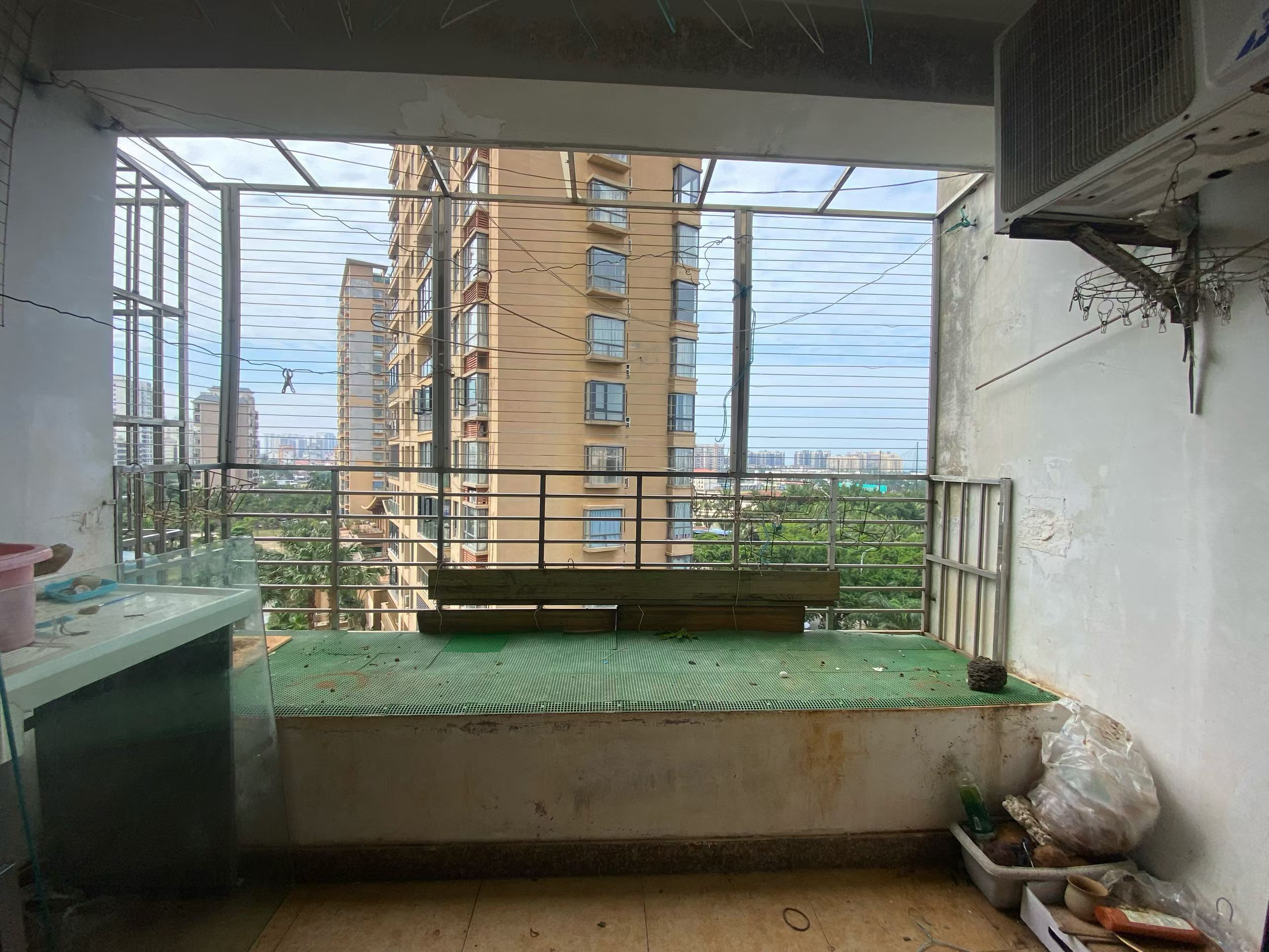 花开四季连锁酒店 2室2厅1卫 88.0万 花开四季连锁酒店 2室2厅1卫 88.0万客厅