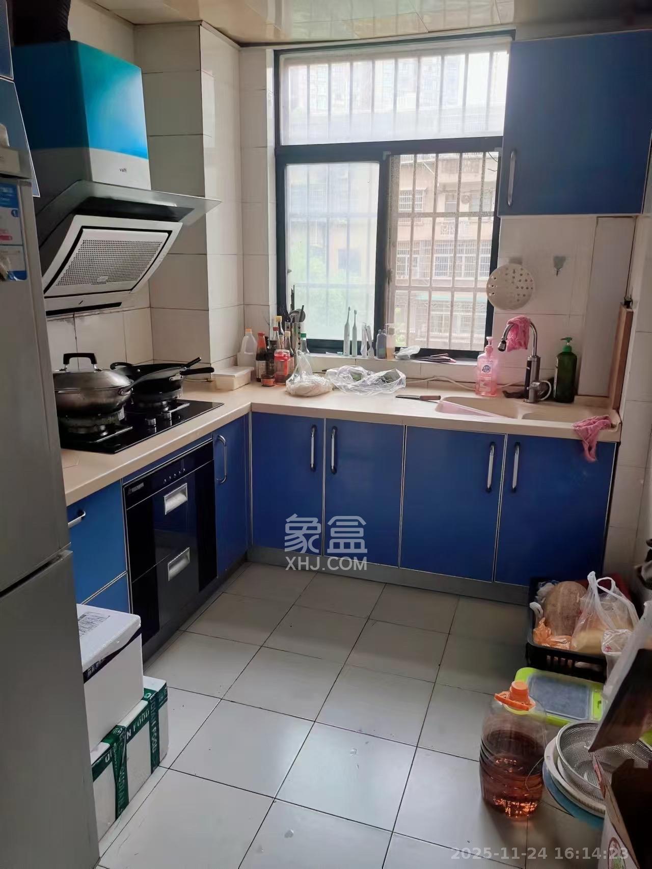 永宏佳园  3室2厅2卫    2600.0元/月室内图