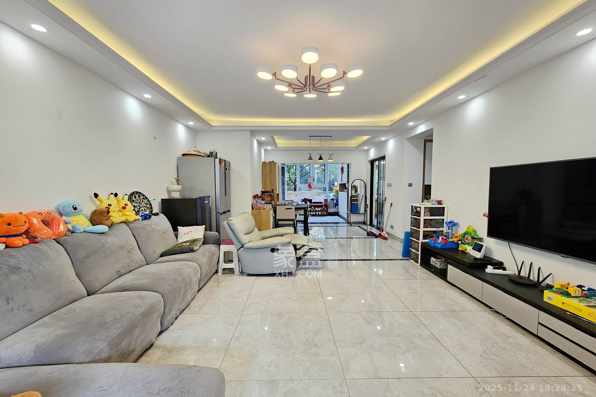 茂华国际湘  3室2厅2卫    150.0万