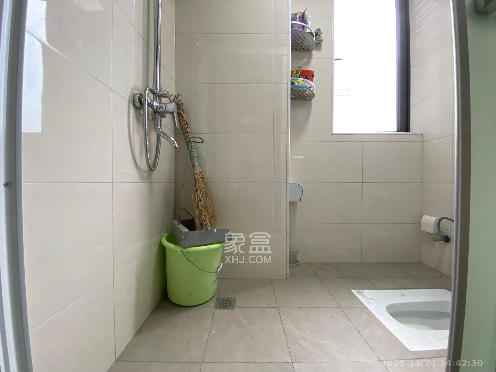 建发中央公园(建发美地) 3室2厅1卫 3600.0元/月 建发中央公园(建发美地) 3室2厅1卫 3600.0元/月室内图