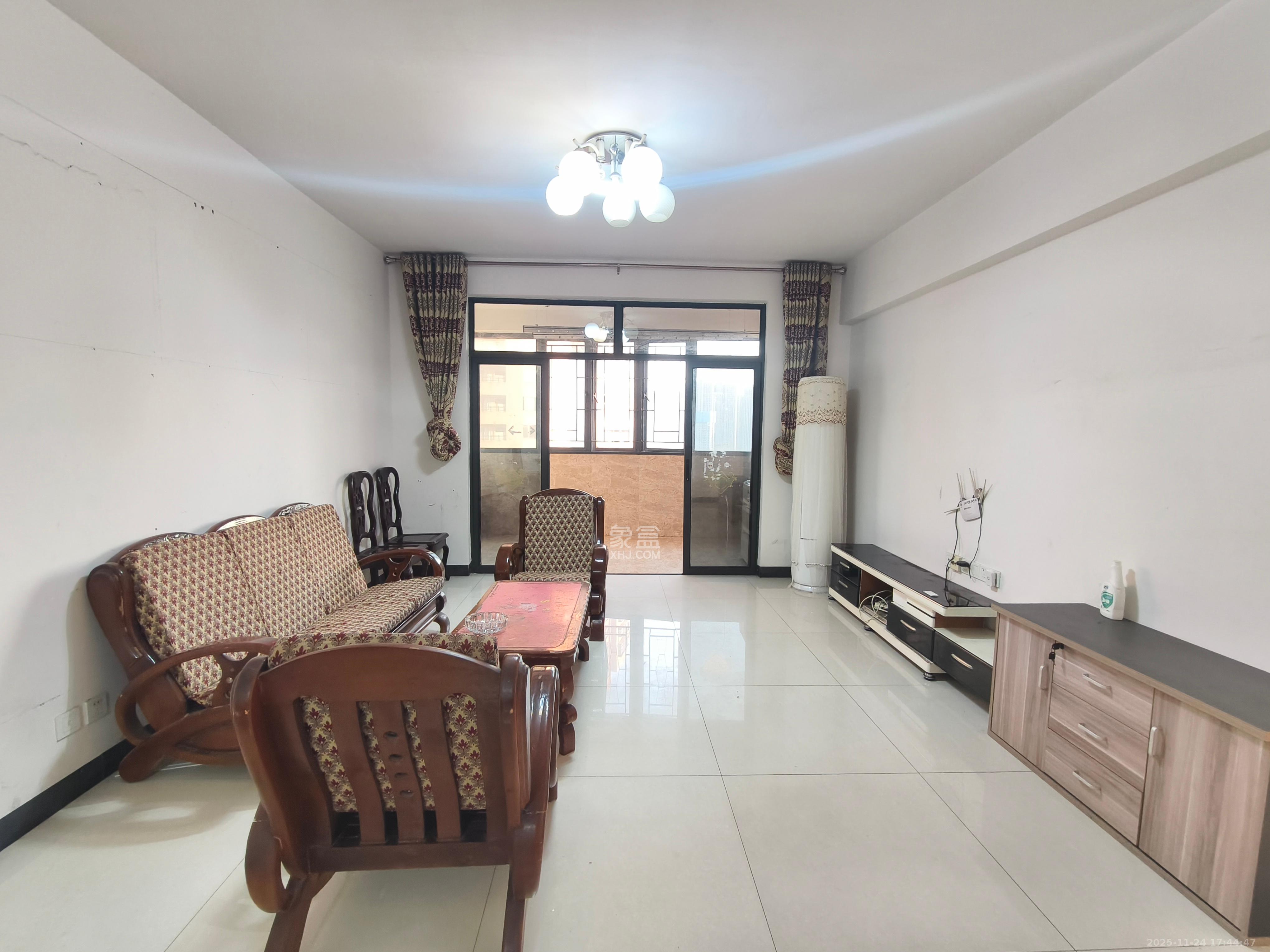 兴威帕克水岸 2室2厅1卫 1900.0元/月 兴威帕克水岸 2室2厅1卫 1900.0元/月室内图