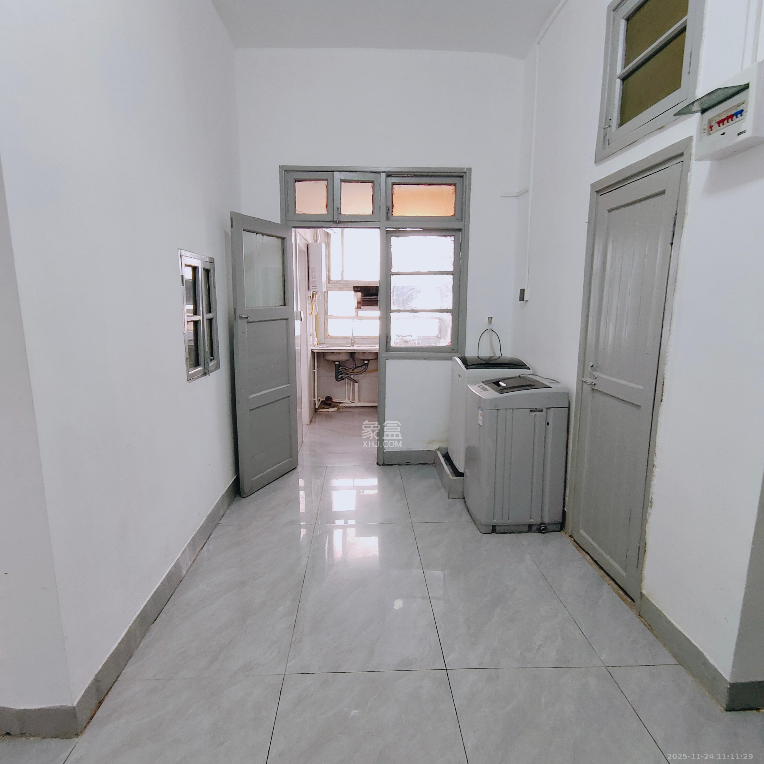 丰盈里散盘（丰盈里、丰盈西里）  3室1厅1卫    2600.0元/月室内图