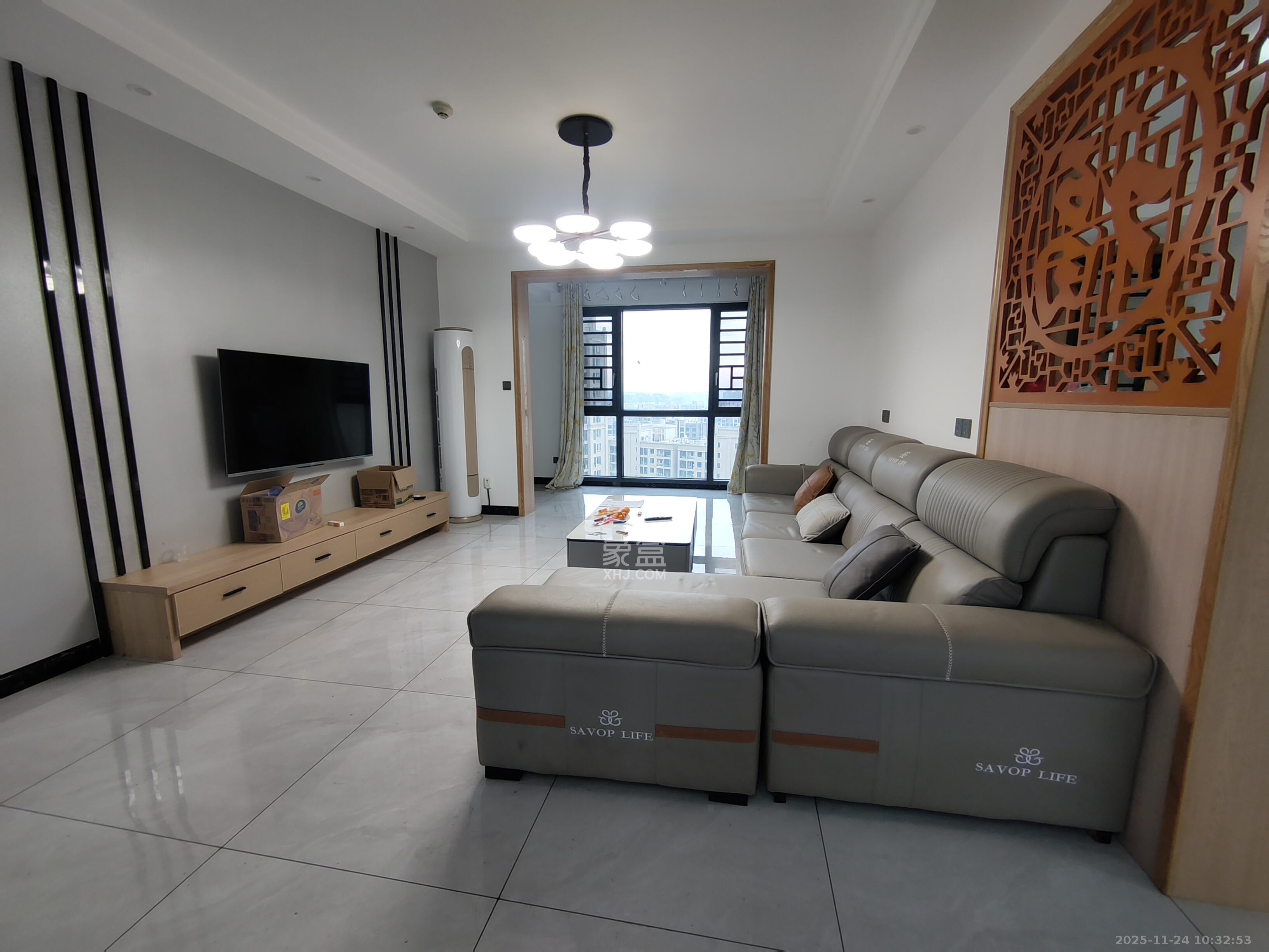 明发阅江悦府  4室2厅2卫    3000.0元/月