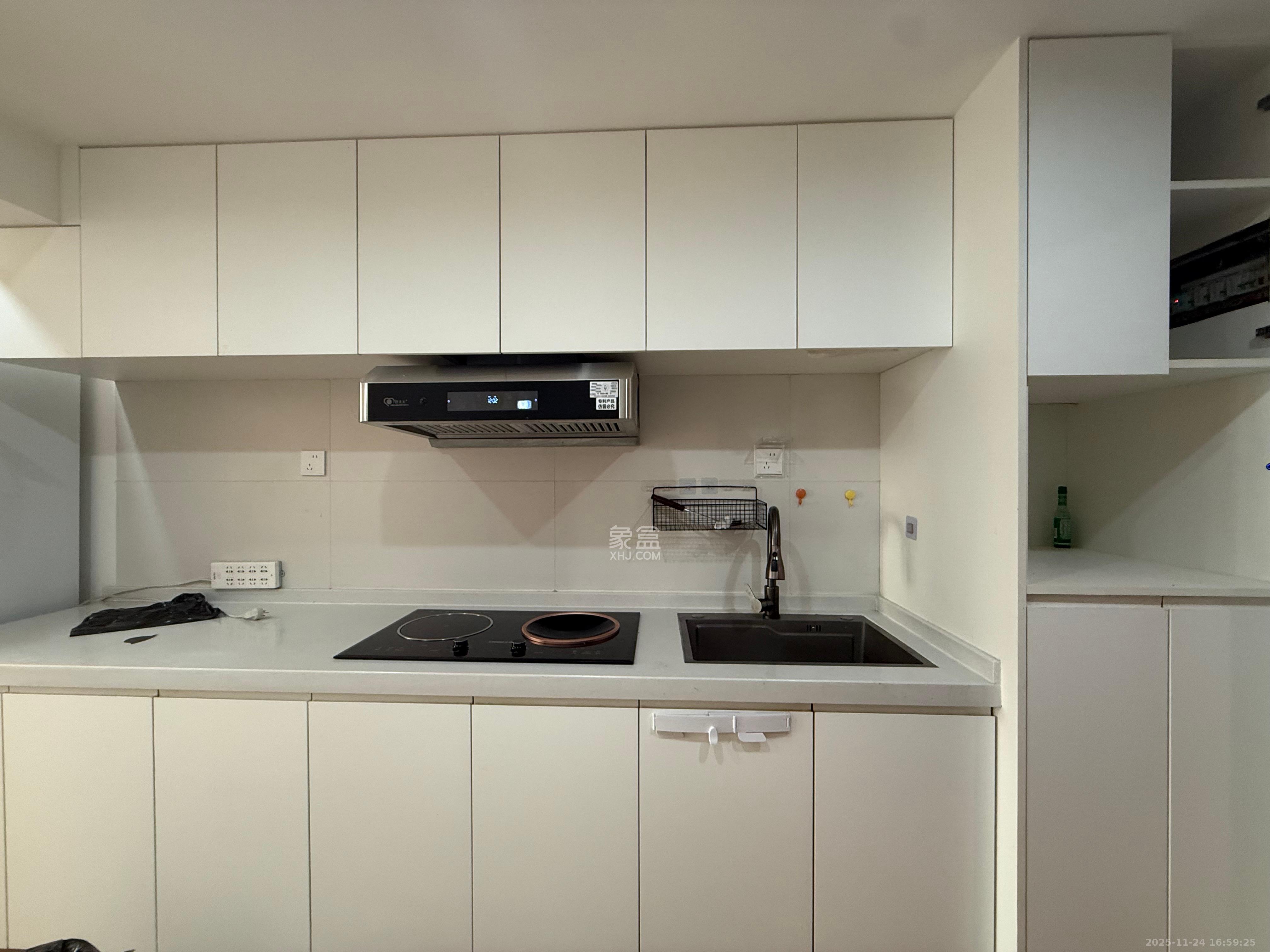 中海阅溪府  2室2厅2卫    2100.0元/月室内图