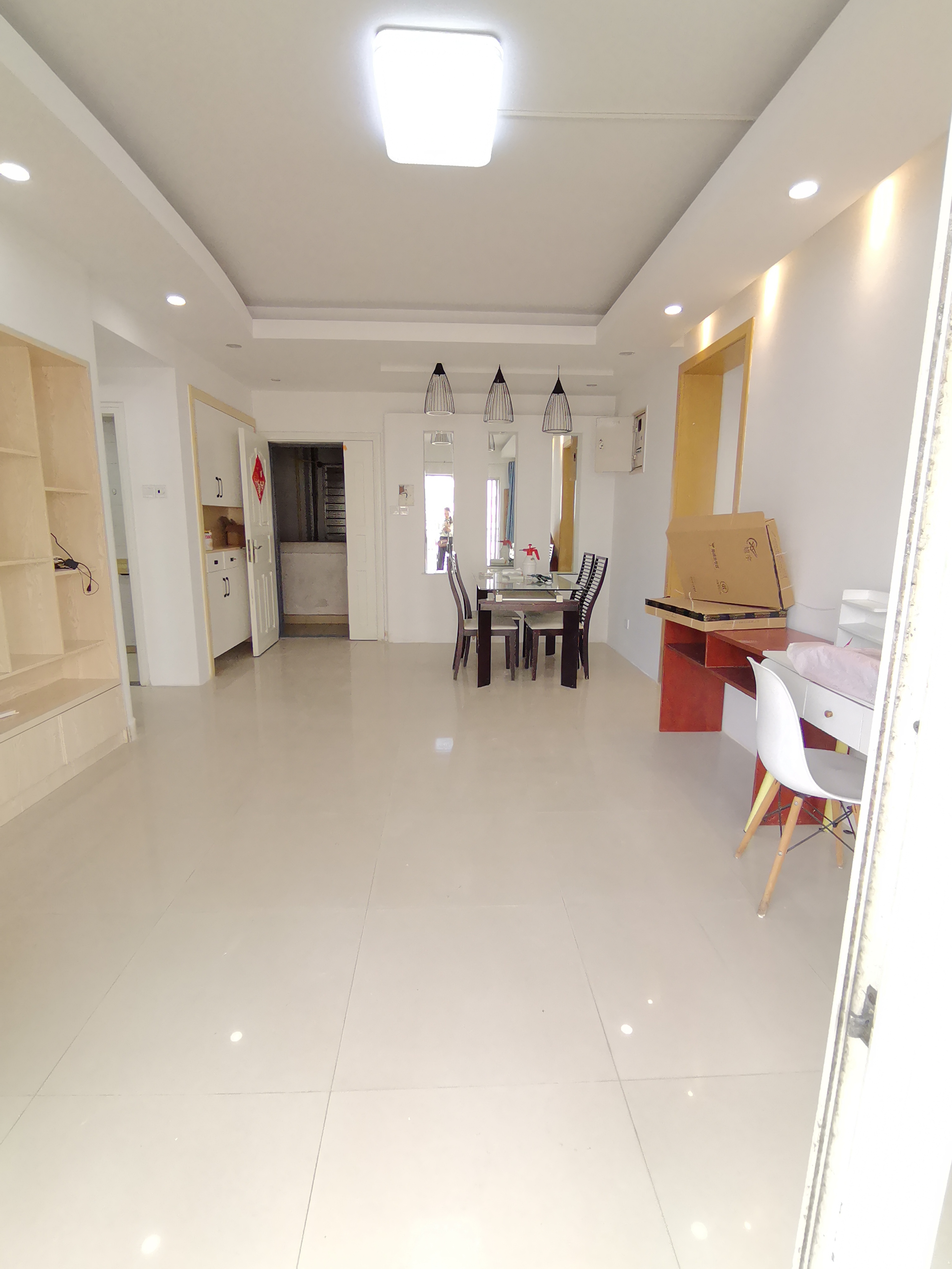 嘉华城市花园  3室2厅2卫    2600.0元/月