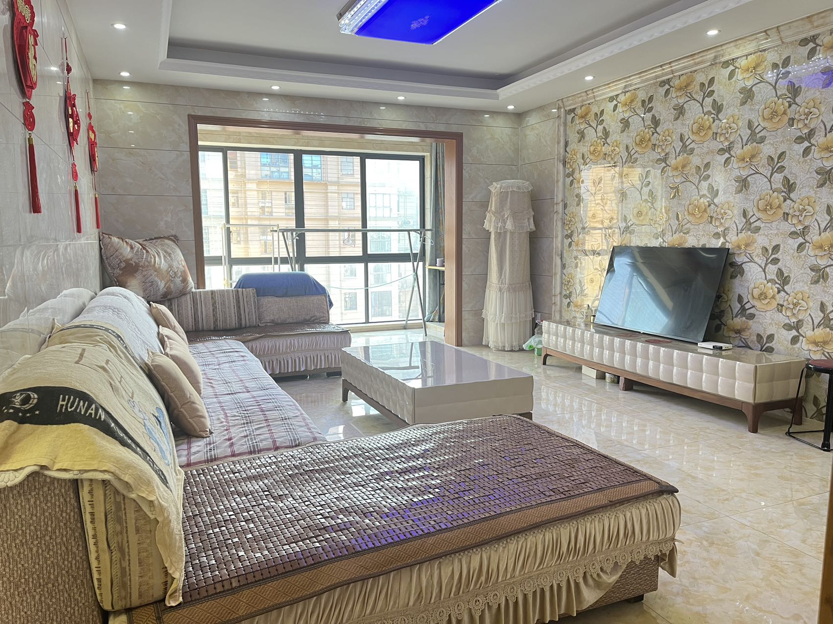 华府世家 3室2厅2卫 1800.0元/月 华府世家 3室2厅2卫 1800.0元/月室内图