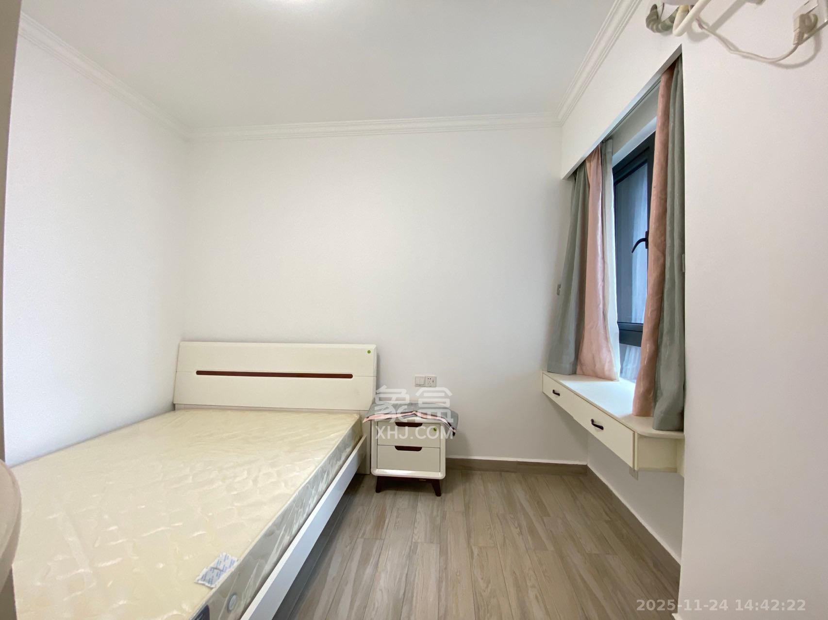 建发中央公园(建发美地) 3室2厅1卫 3600.0元/月 建发中央公园(建发美地) 3室2厅1卫 3600.0元/月室内图