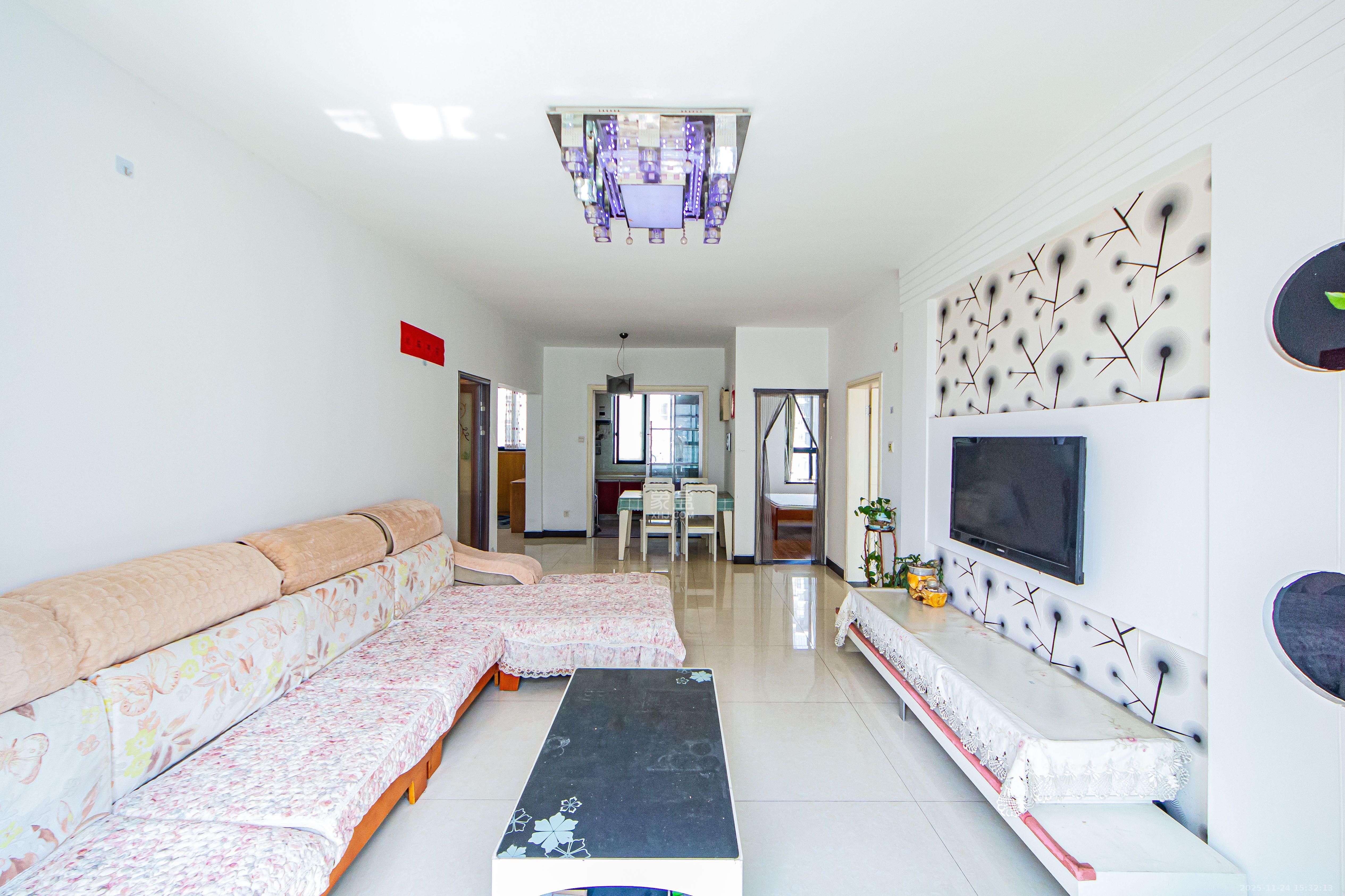 湘江世纪城星江苑 2室1厅1卫 2300.0元/月 湘江世纪城星江苑 2室1厅1卫 2300.0元/月室内图