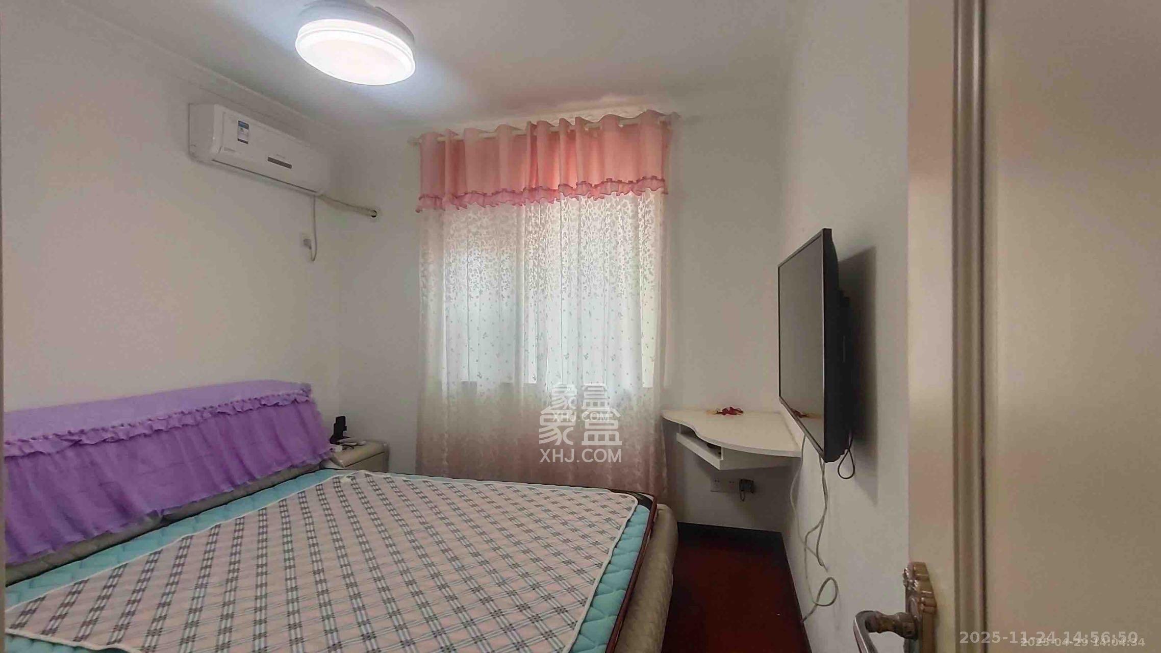 丽发新城  4室2厅2卫    2600.0元/月室内图