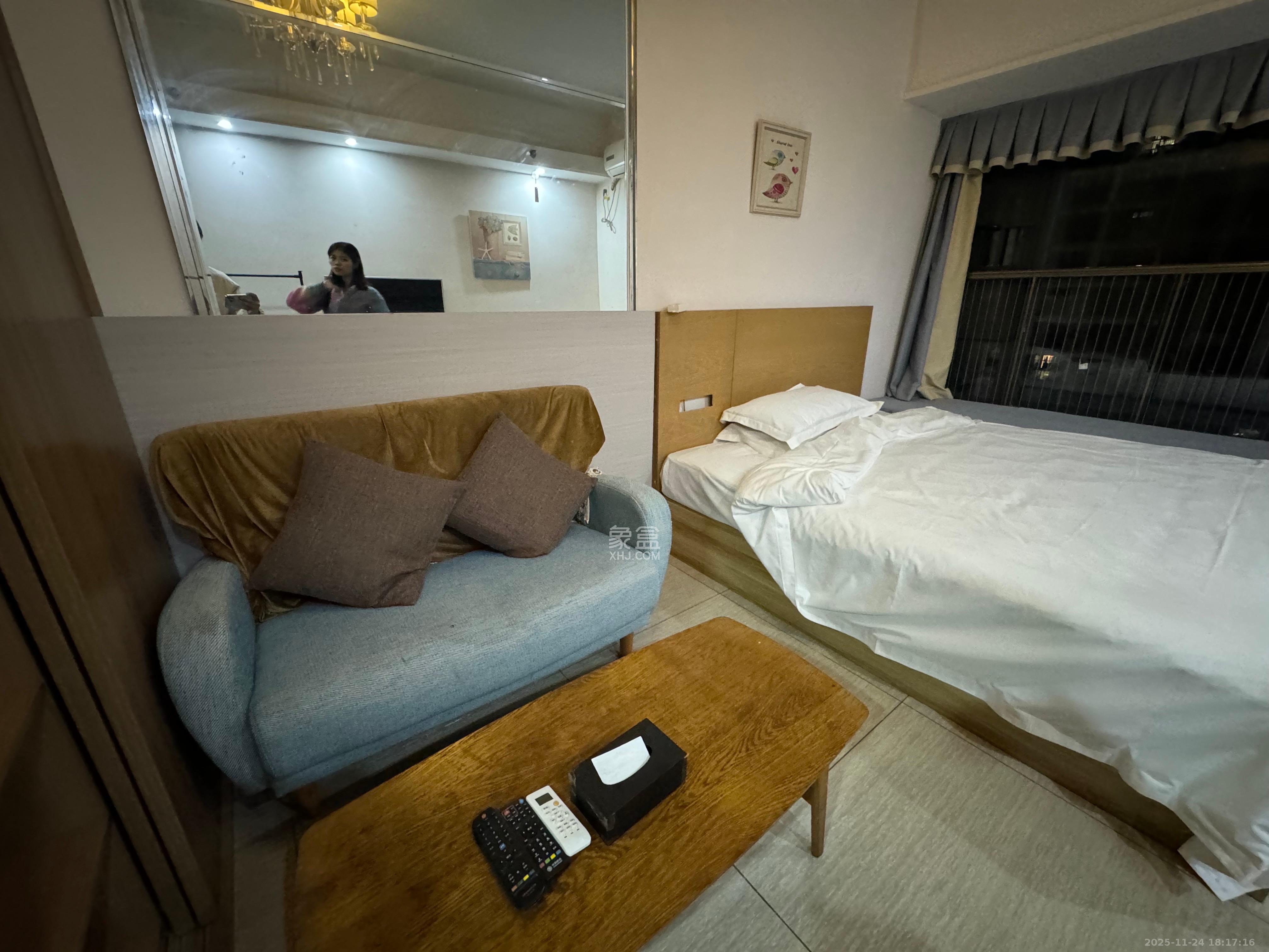 恒大国际广场 1室1厅1卫 1300.0元/月 恒大国际广场 1室1厅1卫 1300.0元/月室内图