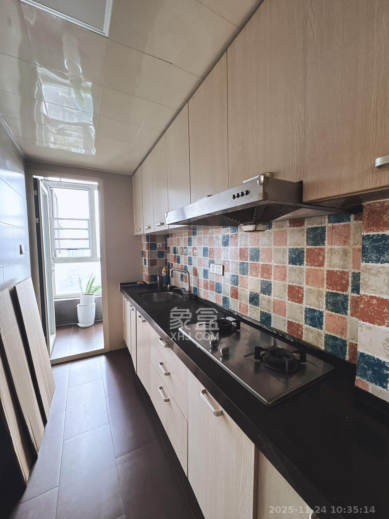 北辰三角洲E5区 1室1厅1卫 2300.0元/月 北辰三角洲E5区 1室1厅1卫 2300.0元/月室内图