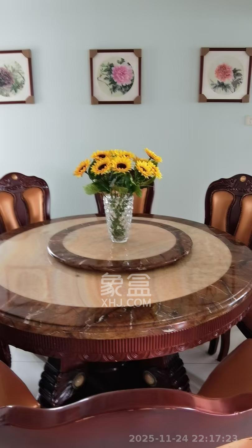 新世纪花苑  4室2厅2卫    6000.0元/月室内图1