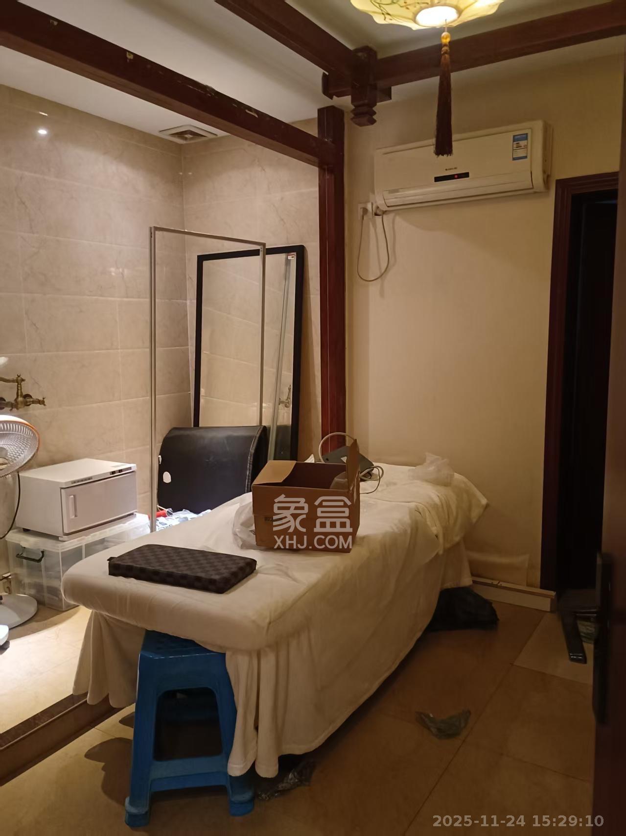 兴威名座  1室1厅1卫    3000.0元/月室内图