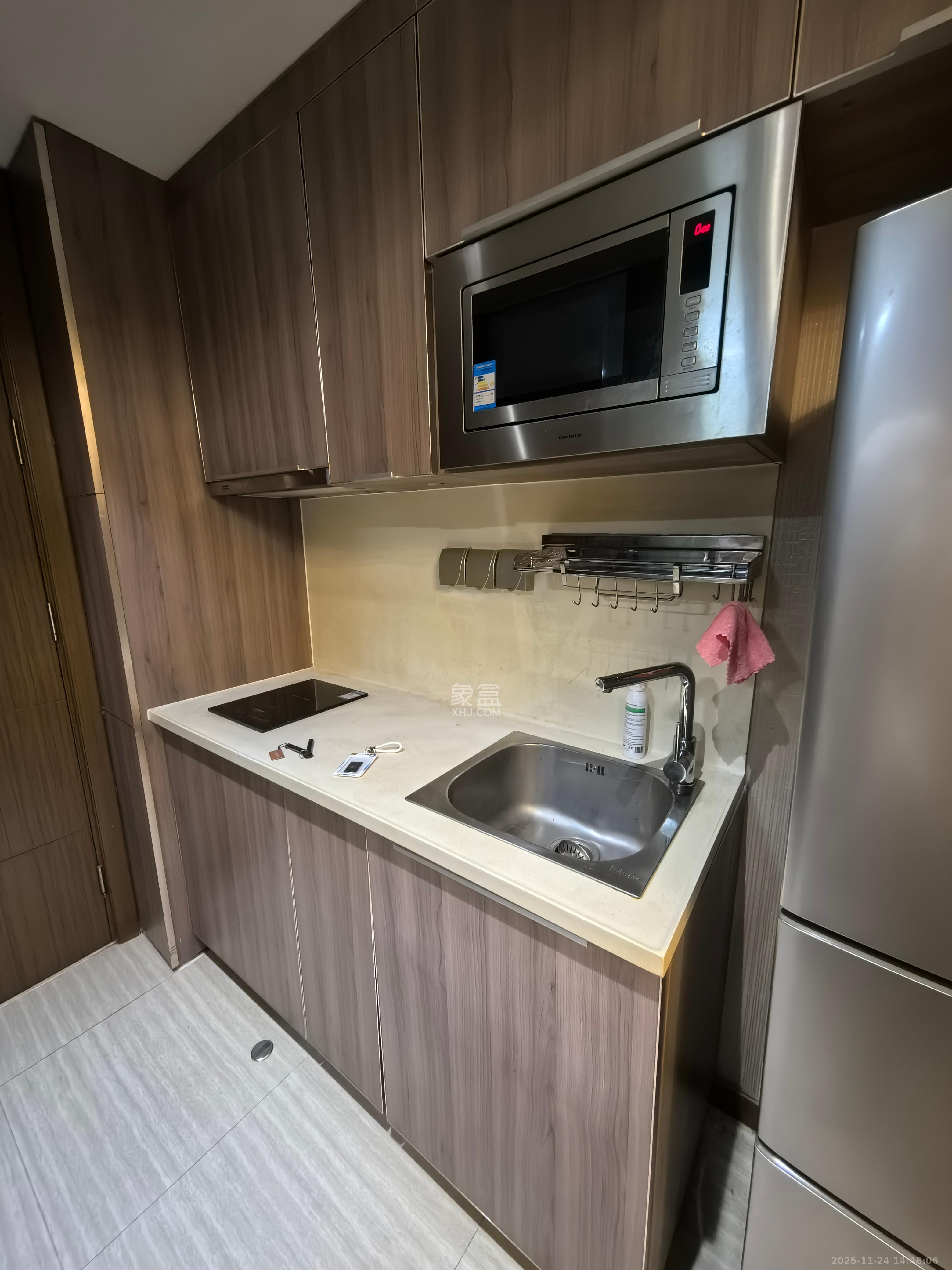 华远国际公寓 1室0厅1卫 3200.0元/月 华远国际公寓 1室0厅1卫 3200.0元/月室内图