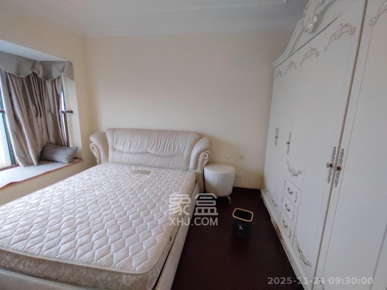 恒大雅苑  3室2厅2卫    2400.0元/月