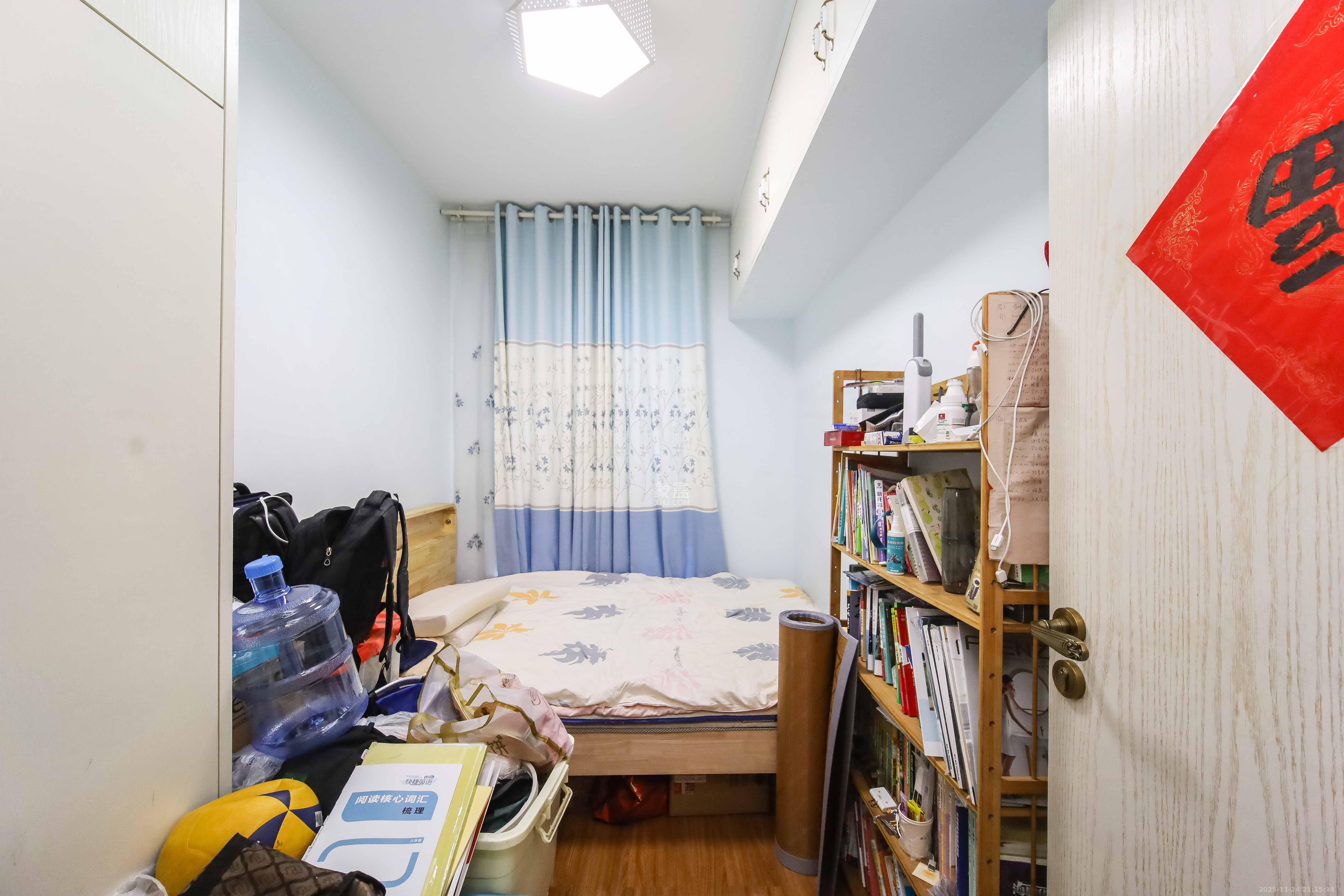 天下一家 3室2厅1卫 99.0万 天下一家 3室2厅1卫 99.0万卧室