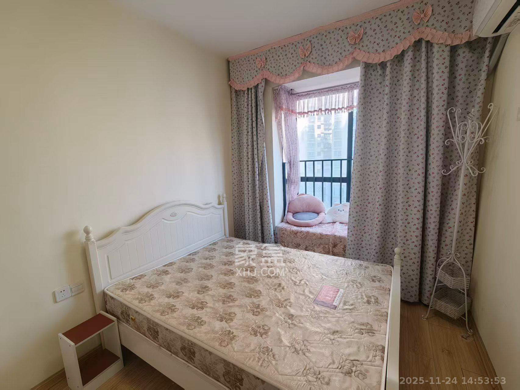 万芙锦城  1室1厅1卫    1500.0元/月室内图