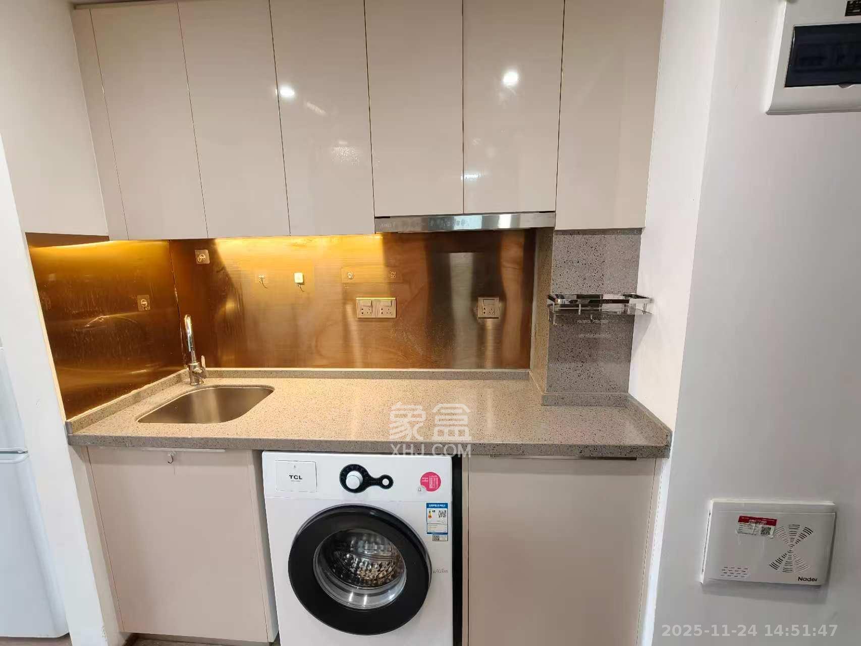 旭辉华宇南宸府 1室1厅1卫 1300.0元/月 旭辉华宇南宸府 1室1厅1卫 1300.0元/月室内图