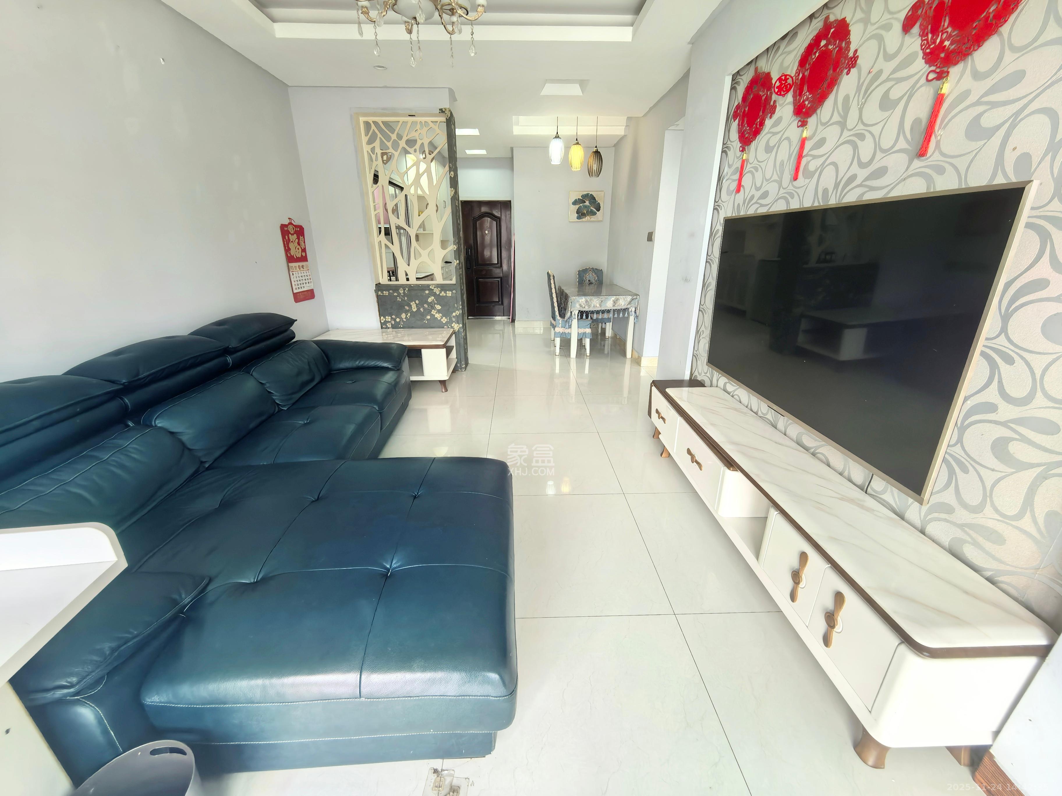 中信文化广场（中信新城二期）  2室2厅1卫    1700.0元/月室内图