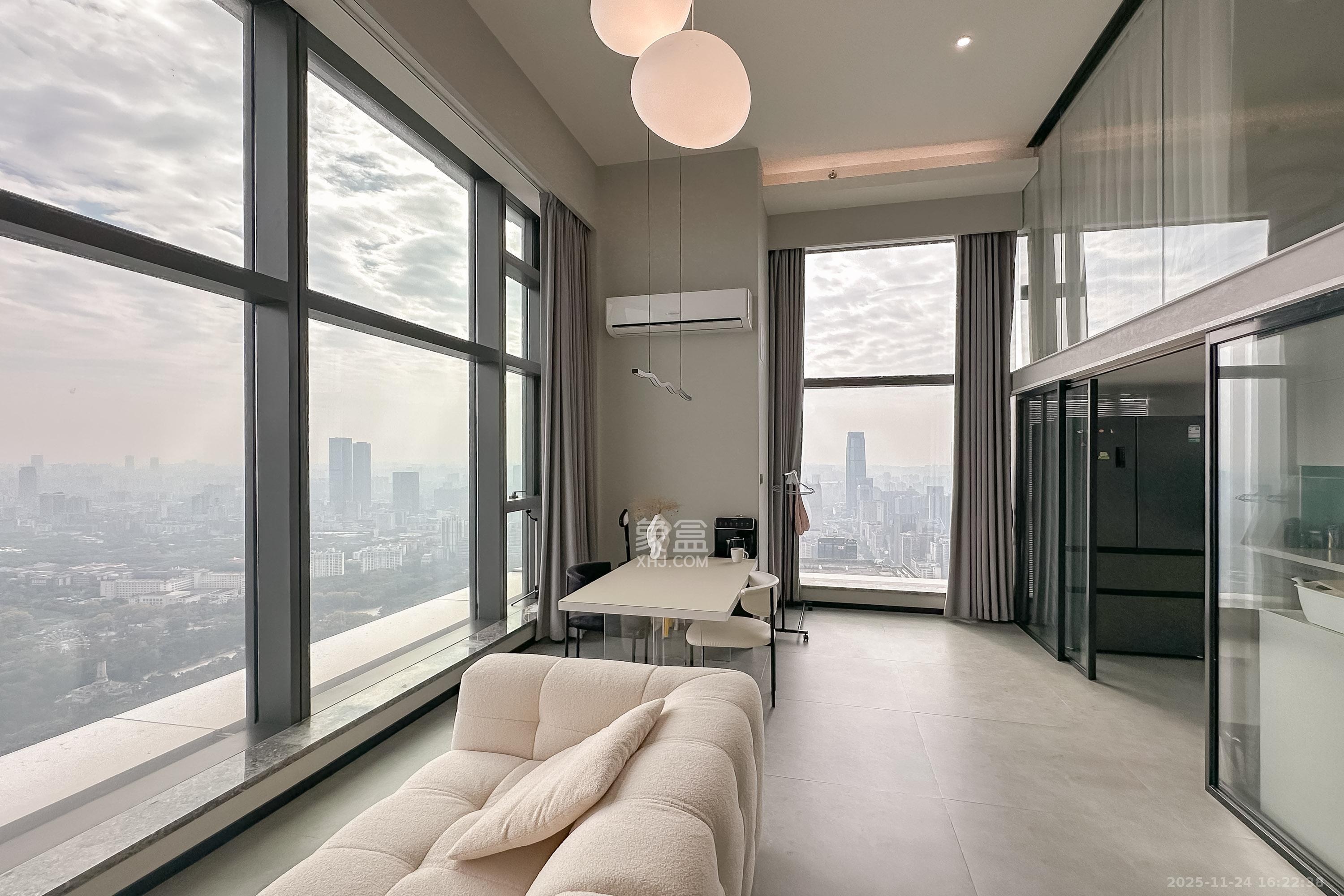 华远华时代 1室2厅2卫 126.0万 华远华时代 1室2厅2卫 126.0万其他