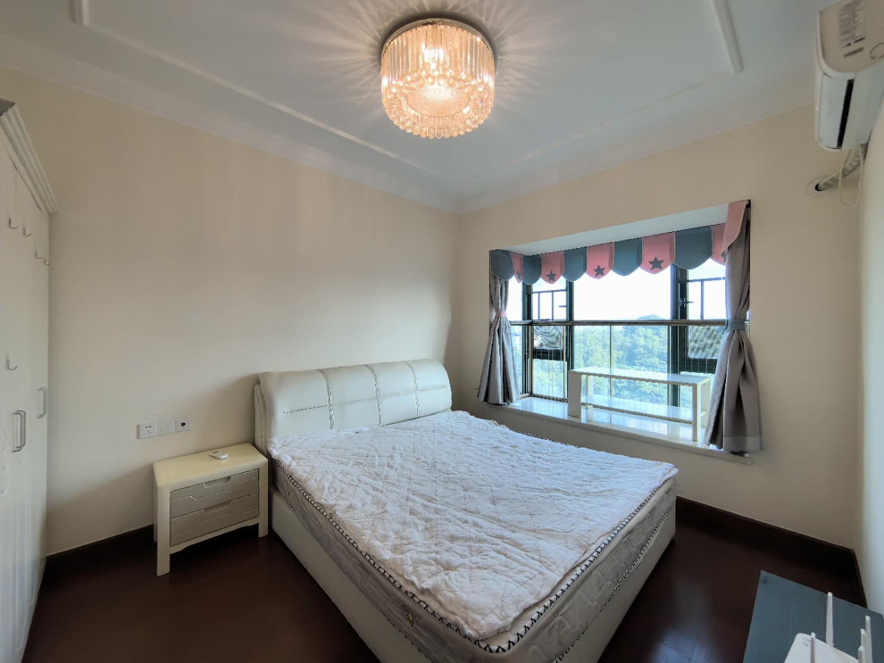 恒大绿洲  3室2厅1卫    1600.0元/月室内图