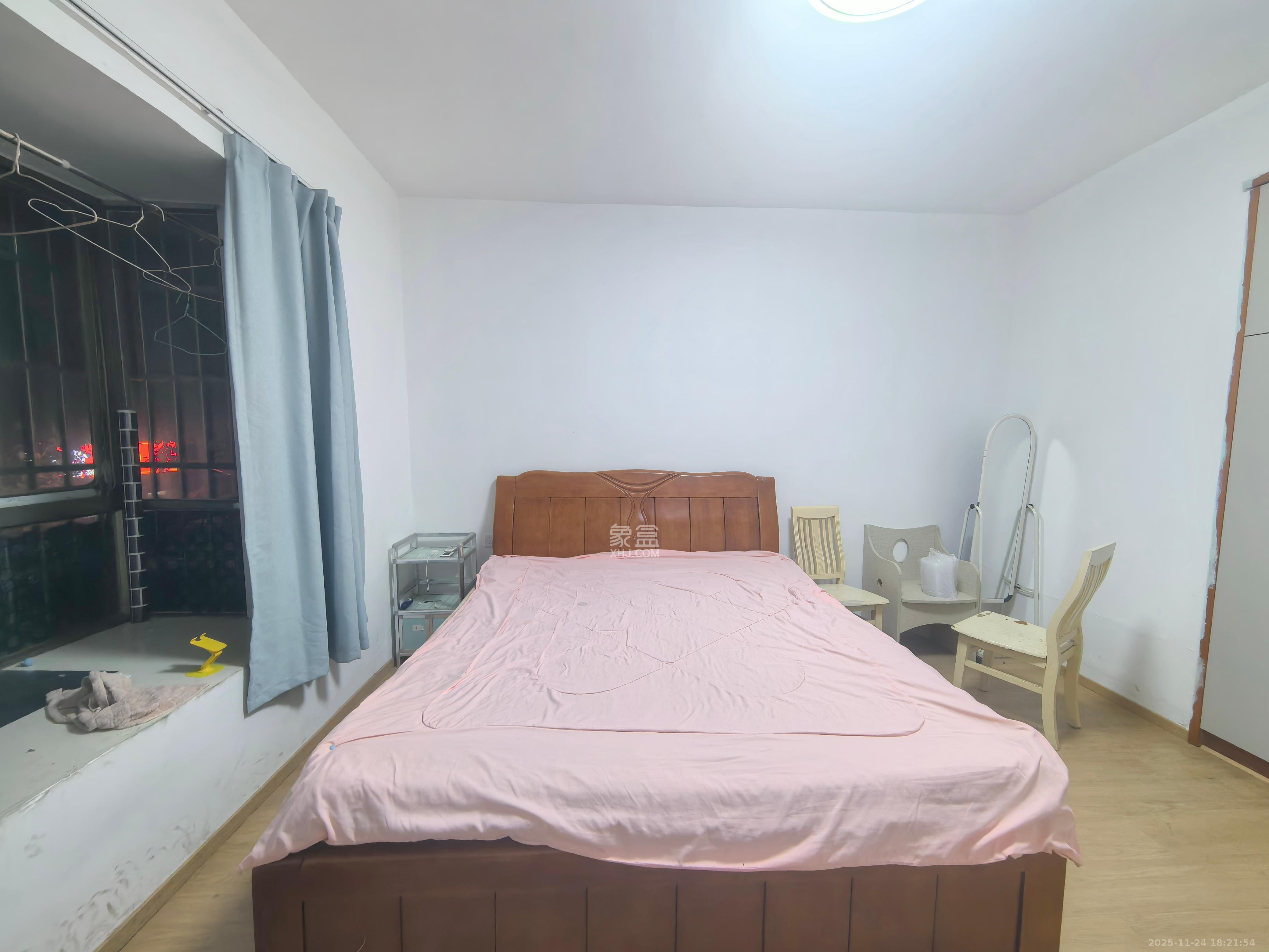 金石蓉园 1室1厅1卫 1100.0元/月 金石蓉园 1室1厅1卫 1100.0元/月室内图