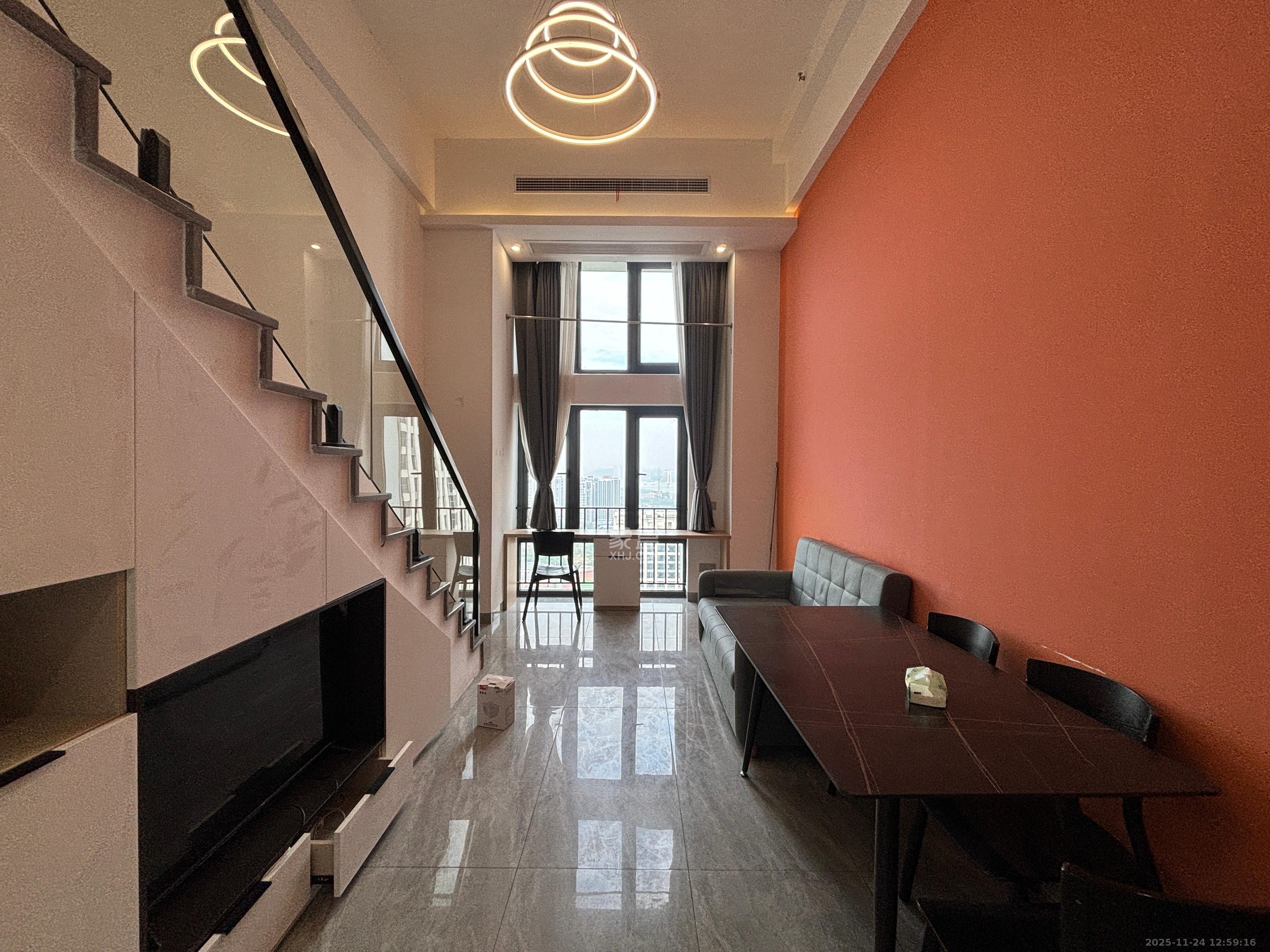 启迪协信中心  1室1厅1卫    2500.0元/月