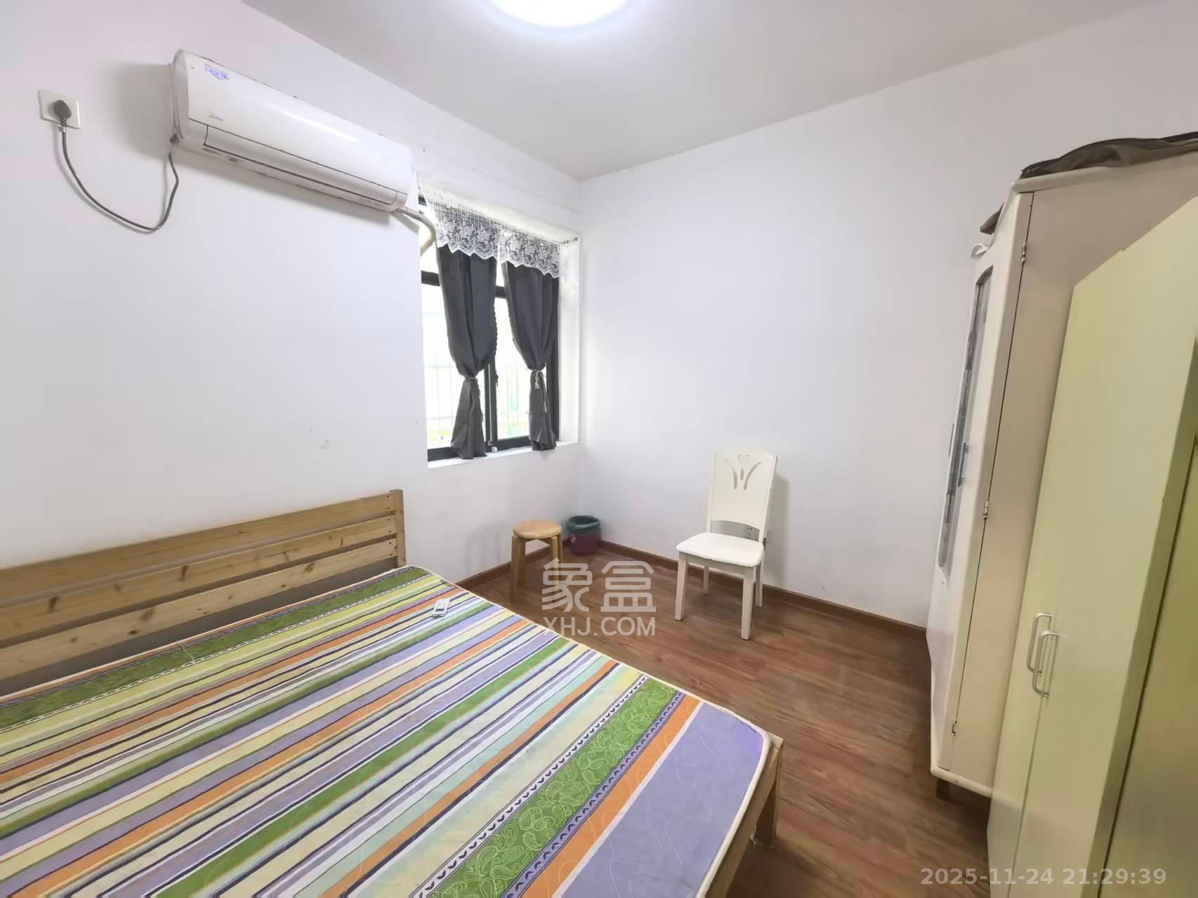 路桥宿舍  3室2厅1卫    1800.0元/月室内图