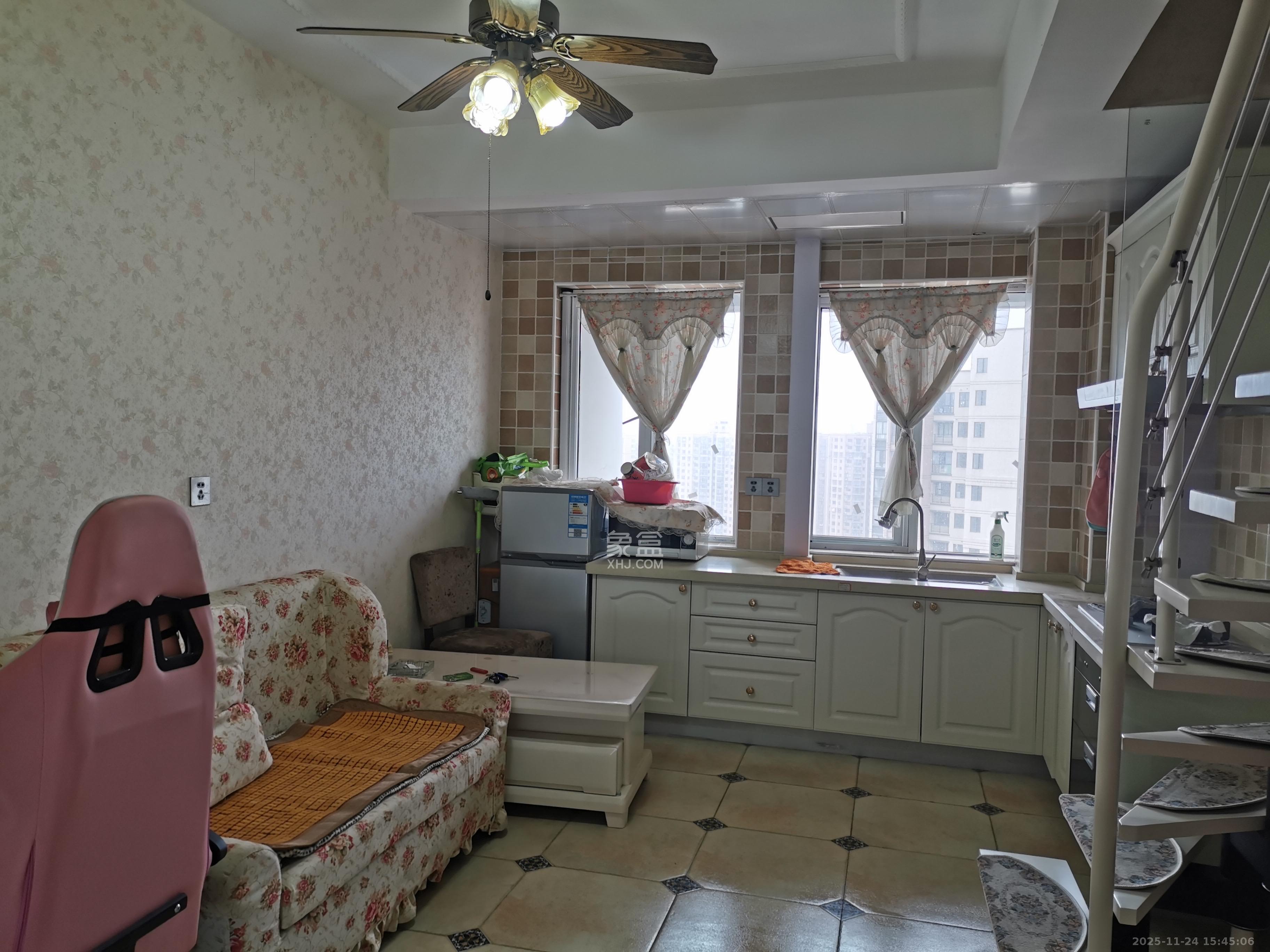 联美品格 1室1厅1卫 1800.0元/月 联美品格 1室1厅1卫 1800.0元/月室内图