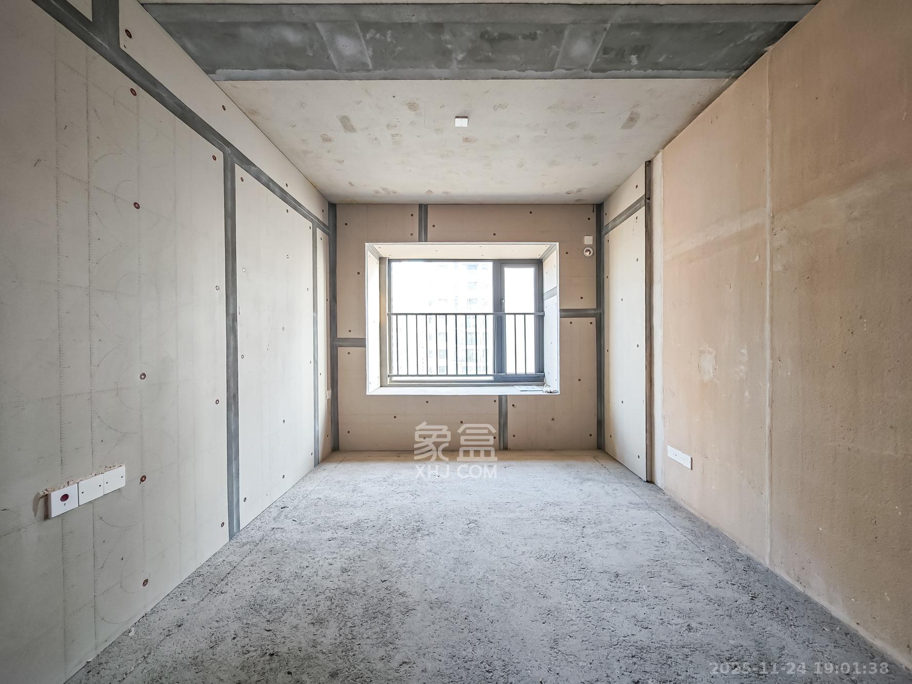 长沙北中心保利时代G区 3室2厅2卫 95.0万 长沙北中心保利时代G区 3室2厅2卫 95.0万卧室