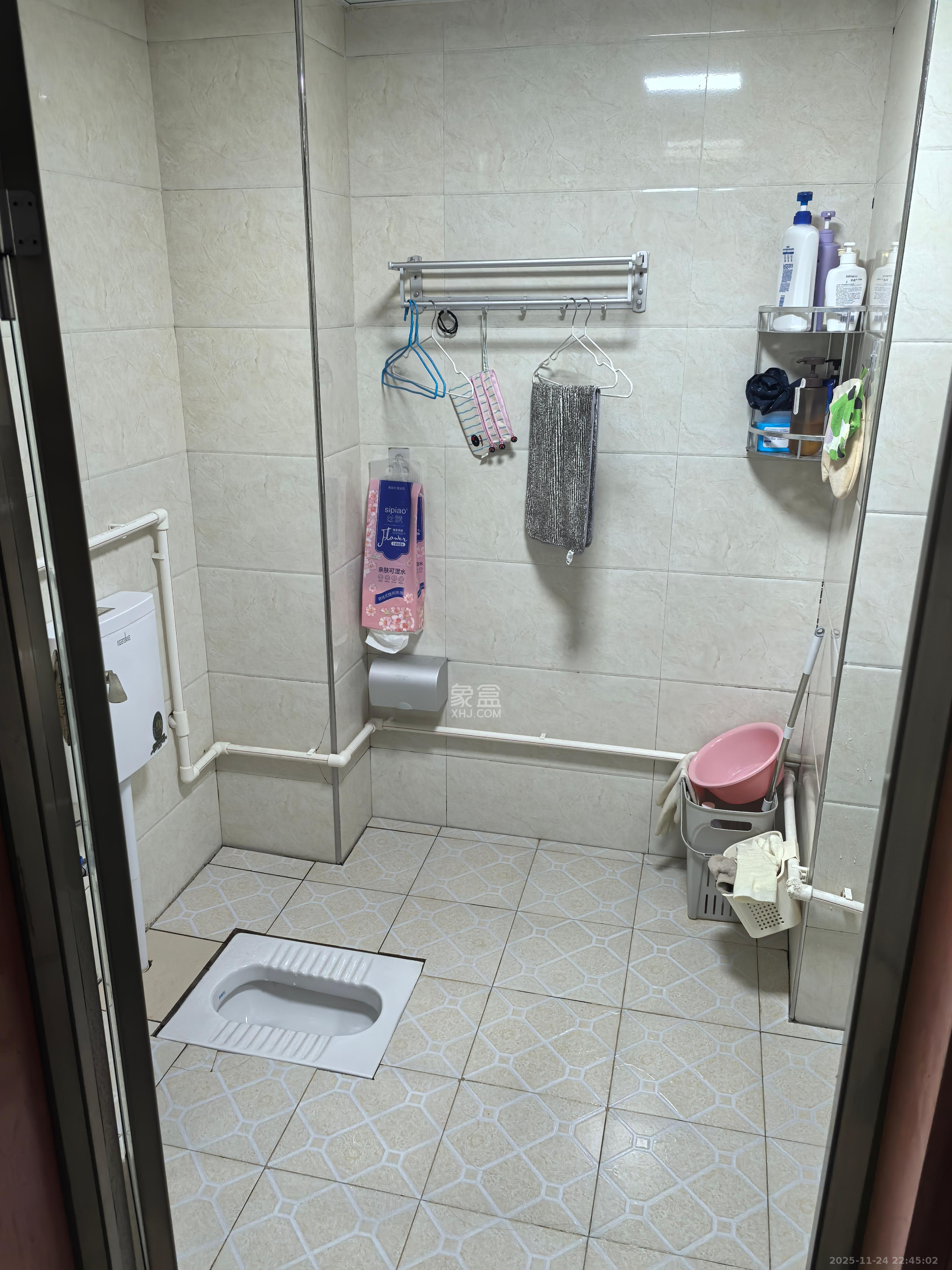 圭塘三小区  1室1厅1卫    1500.0元/月