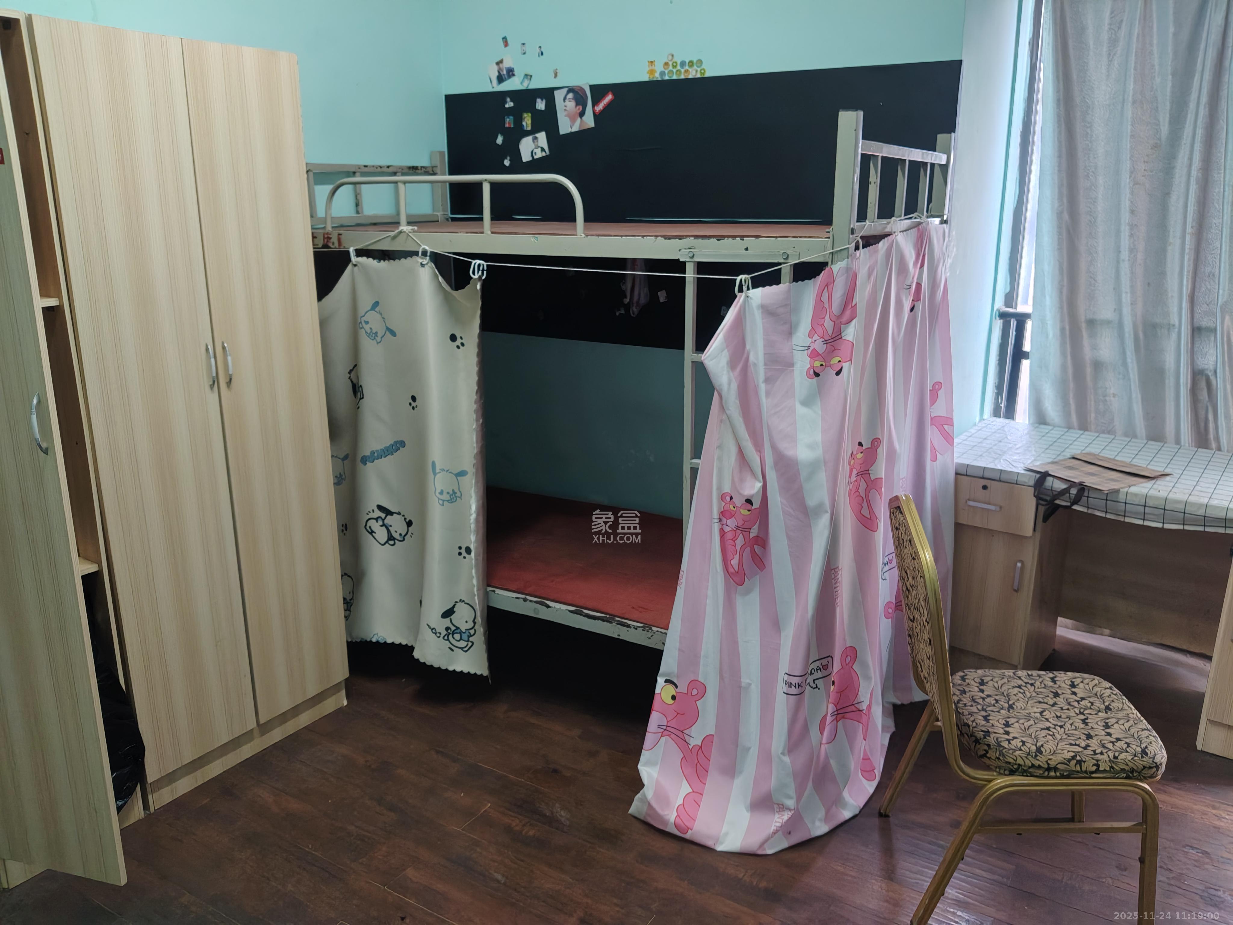 湘域熙岸 1室2厅2卫 3200.0元/月 湘域熙岸 1室2厅2卫 3200.0元/月室内图