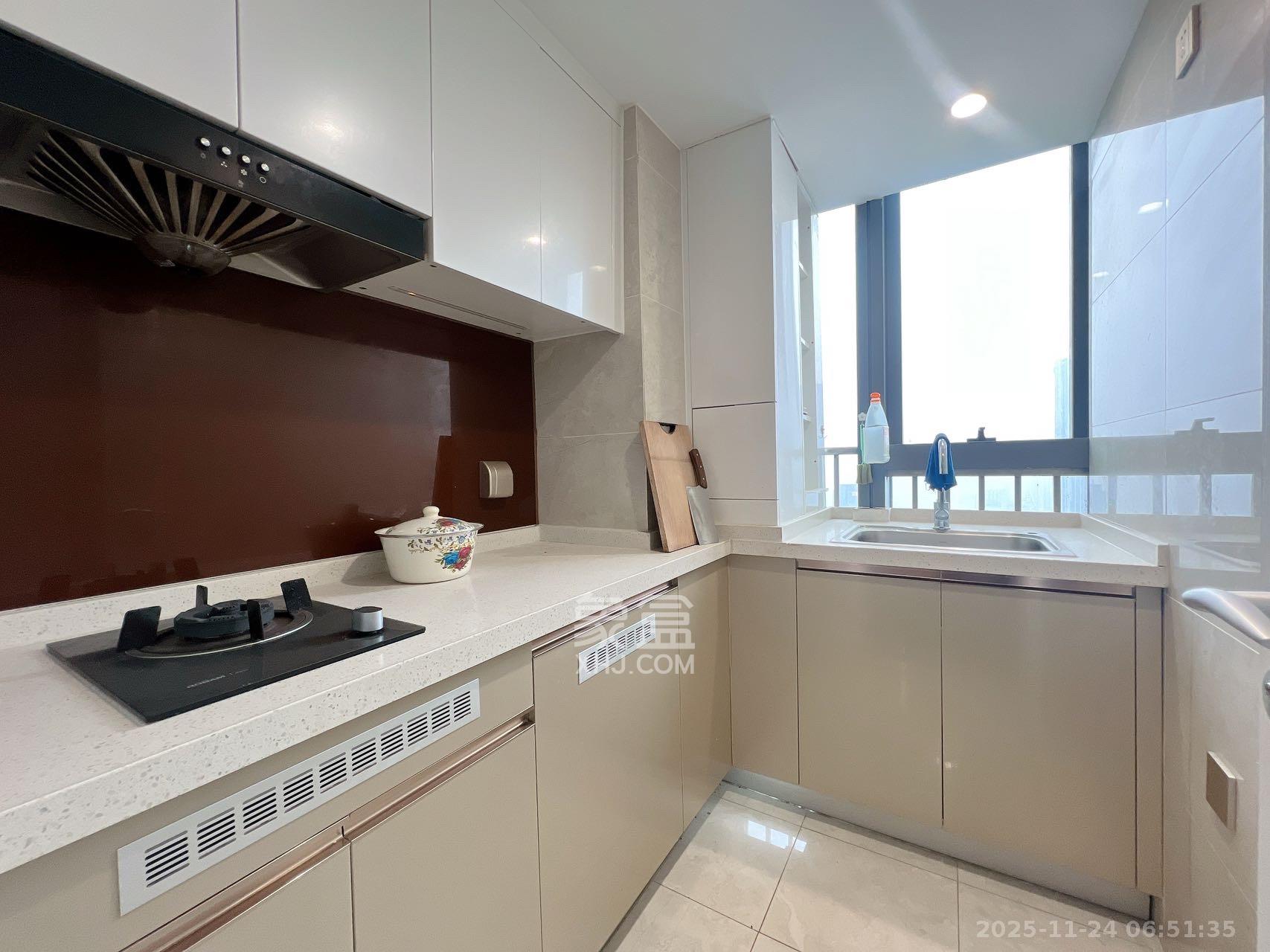 华远华时代 1室0厅0卫 4300.0元/月 华远华时代 1室0厅0卫 4300.0元/月室内图