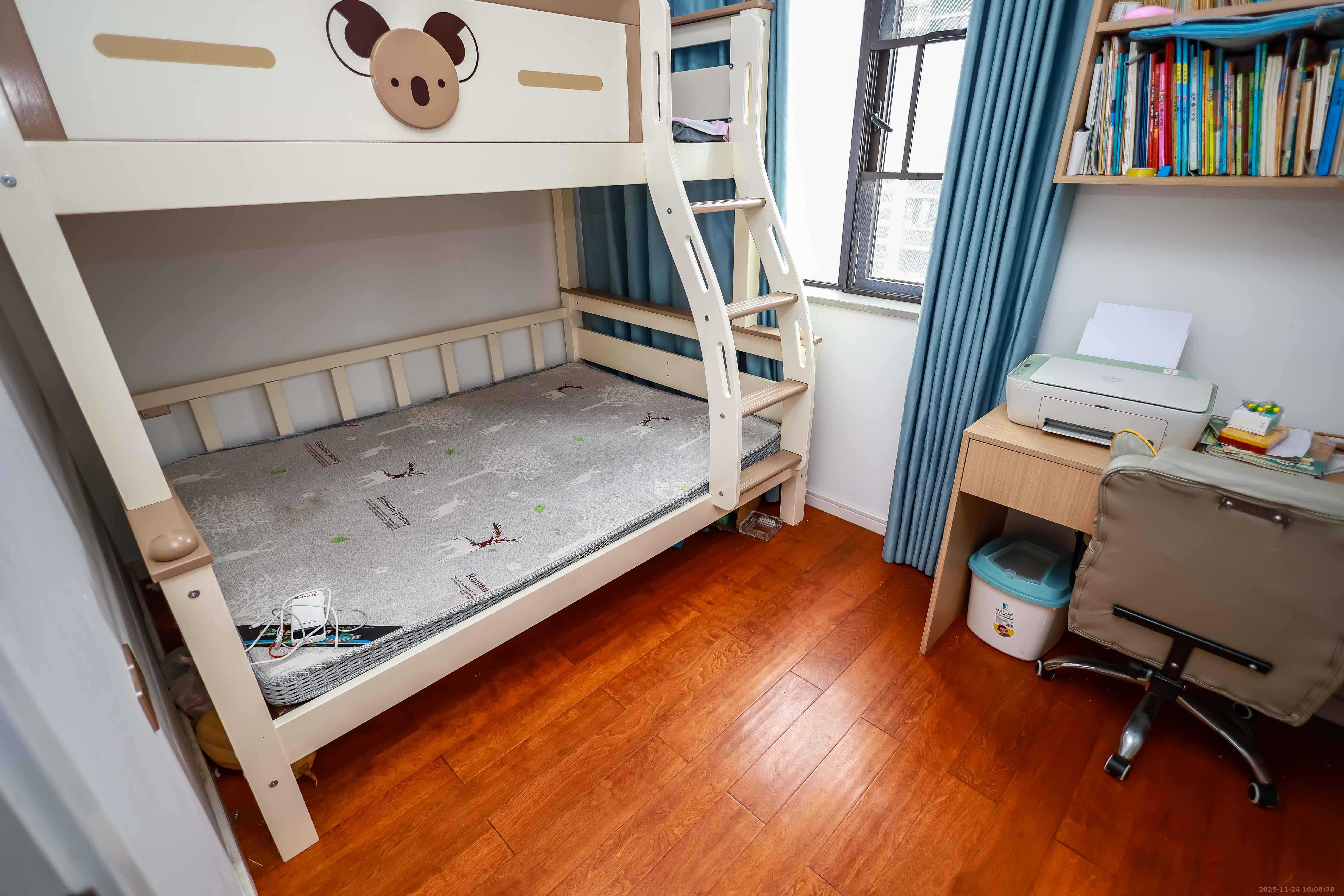 金基芳华 3室2厅2卫 2500.0元/月 金基芳华 3室2厅2卫 2500.0元/月室内图