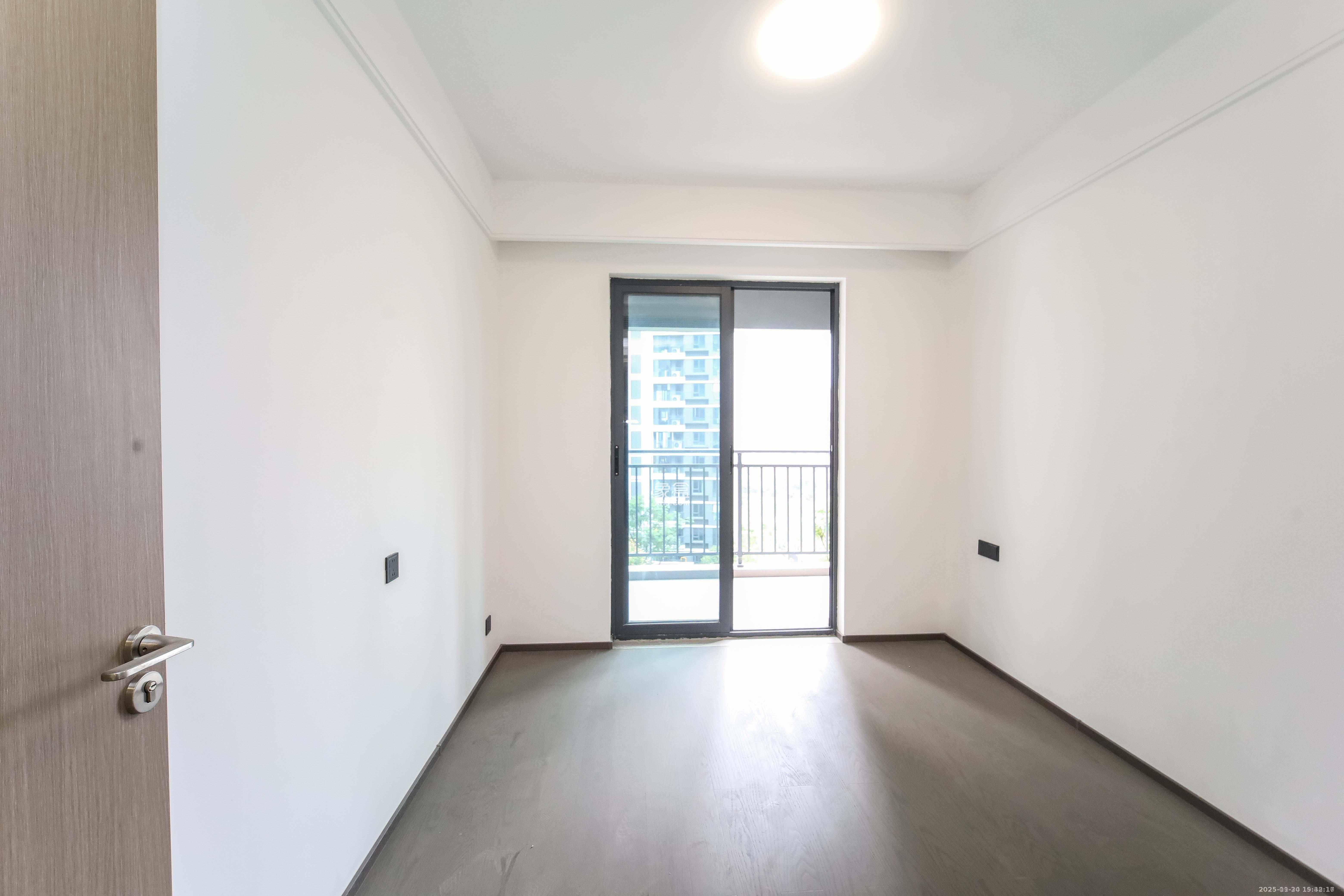 德奥上河城章  3室2厅2卫    3600.0元/月