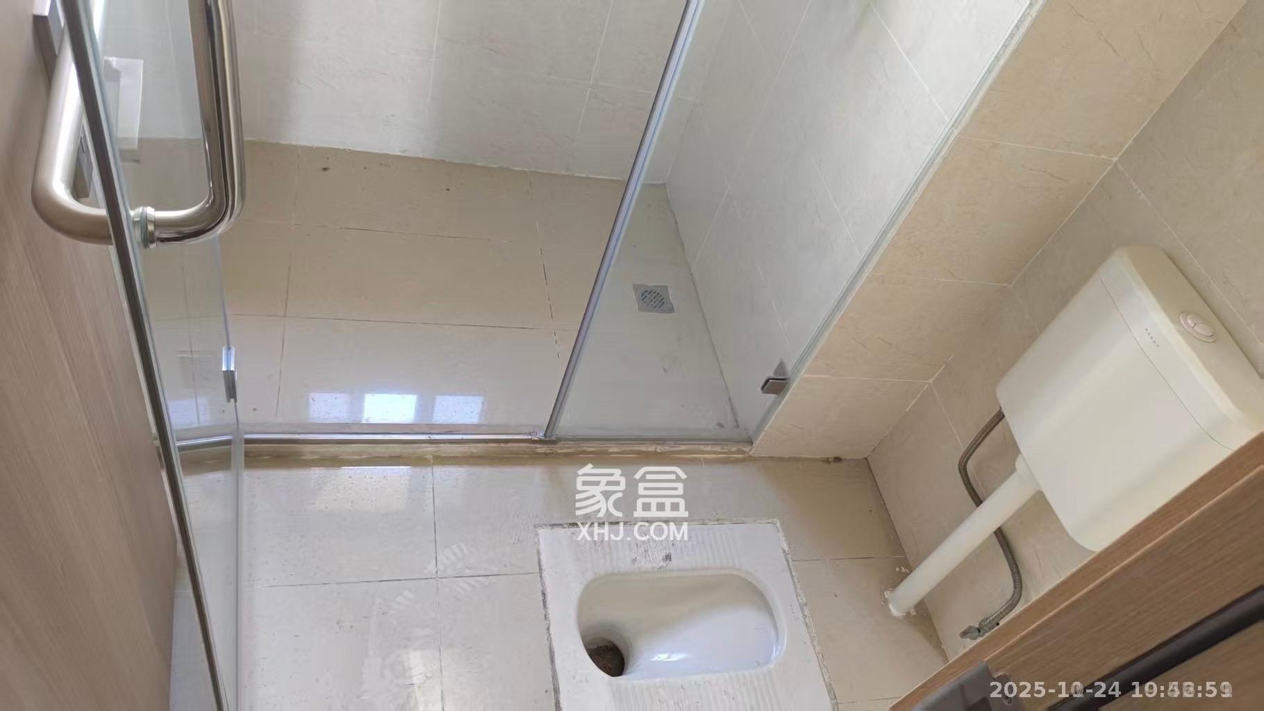 长沙高铁吾悦广场  3室2厅2卫    3300.0元/月室内图