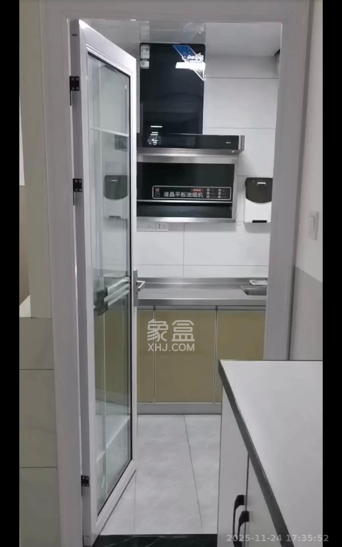 桥头家苑一期 1室1厅1卫 1100.0元/月 桥头家苑一期 1室1厅1卫 1100.0元/月室内图