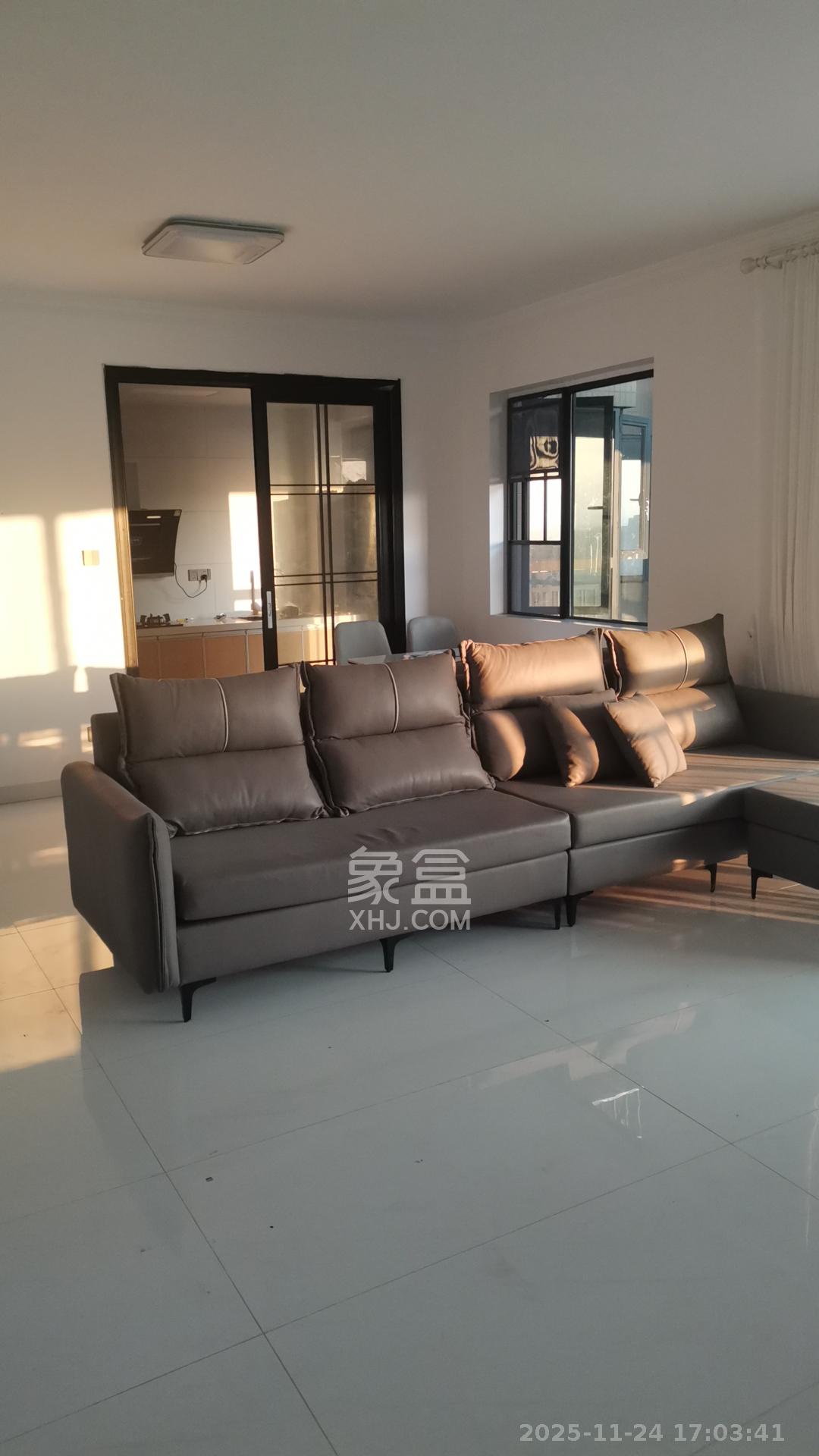 富春山  4室2厅2卫    3000.0元/月室内图