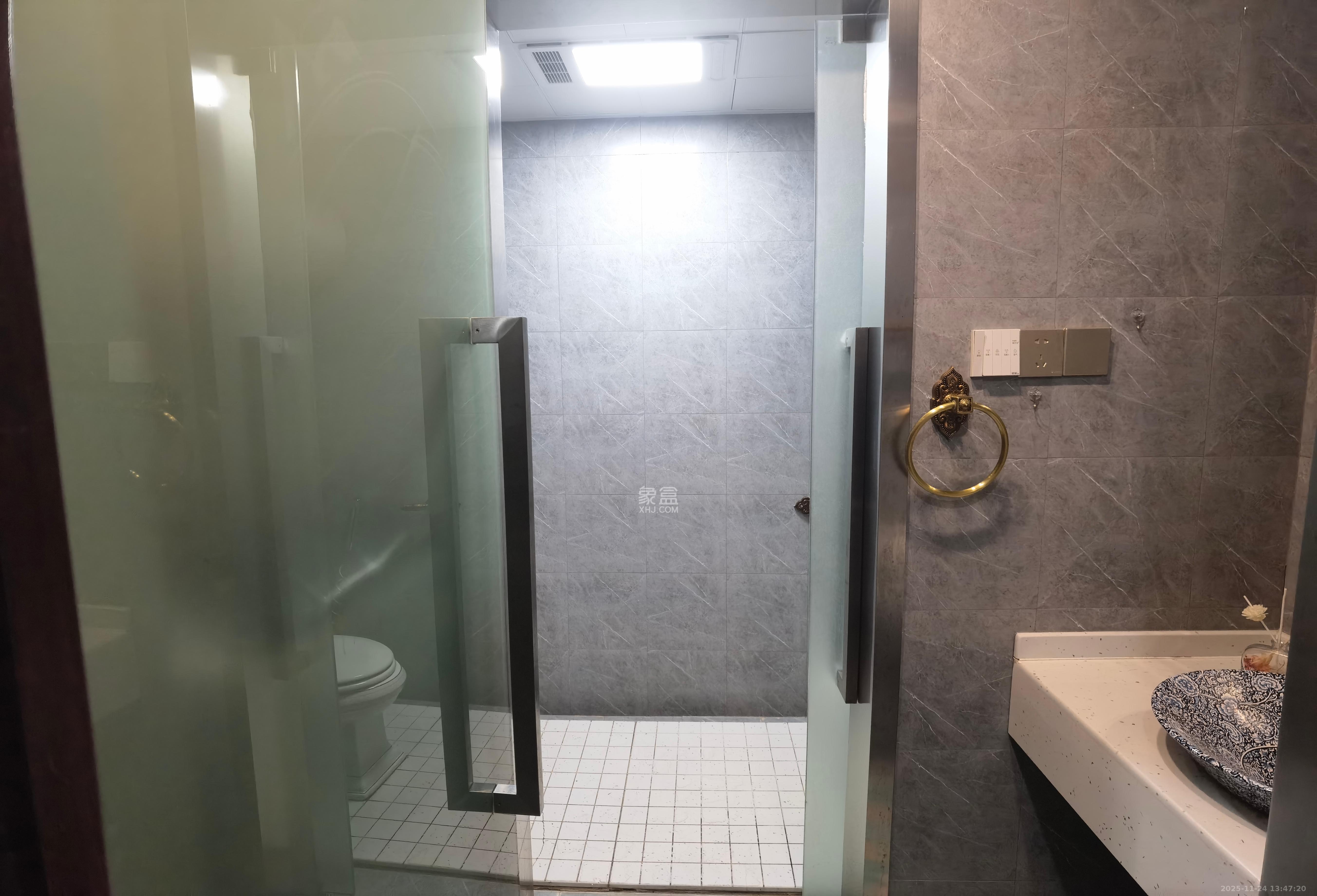 东友星座 1室1厅1卫 2100.0元/月 东友星座 1室1厅1卫 2100.0元/月室内图