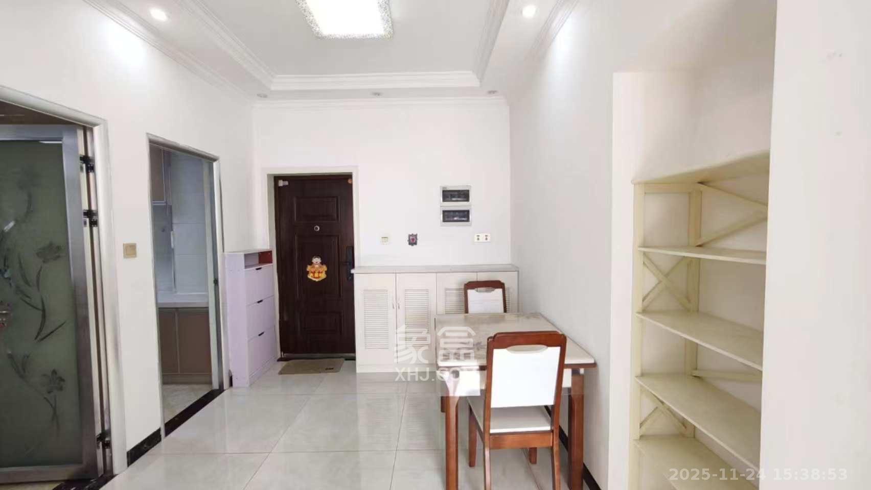 麓谷明珠  2室2厅1卫    2200.0元/月室内图