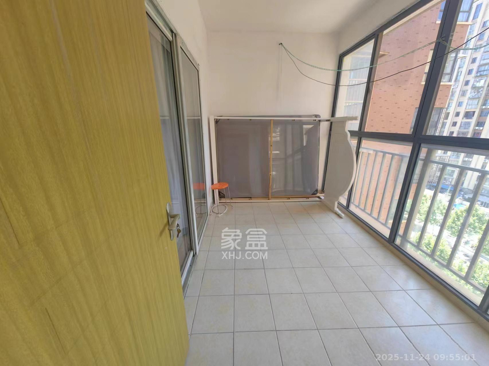 湘府名邸（同力家园）  3室2厅2卫    2200.0元/月室内图