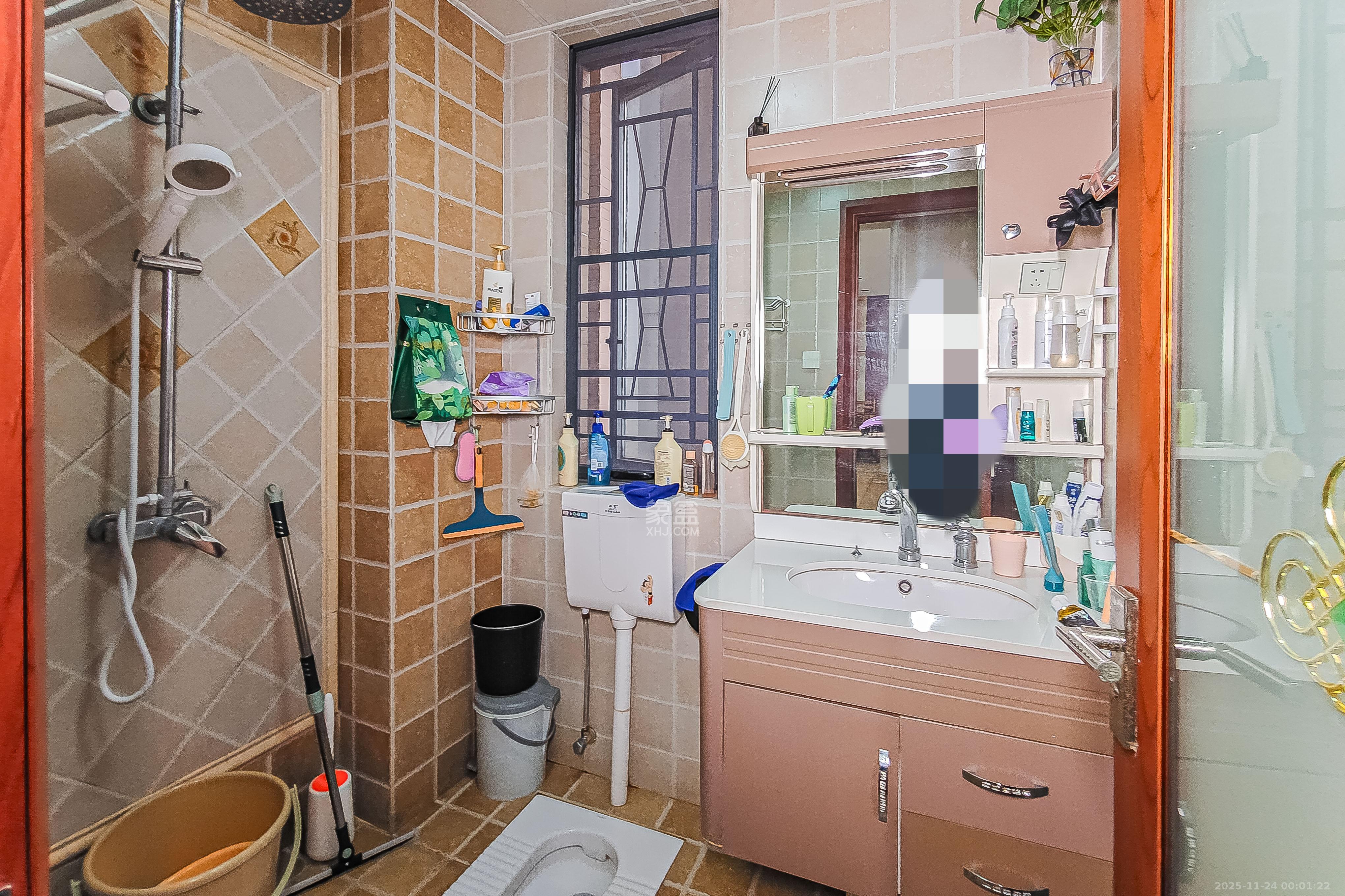 万博汇 3室2厅2卫 198.0万 万博汇 3室2厅2卫 198.0万卫生间