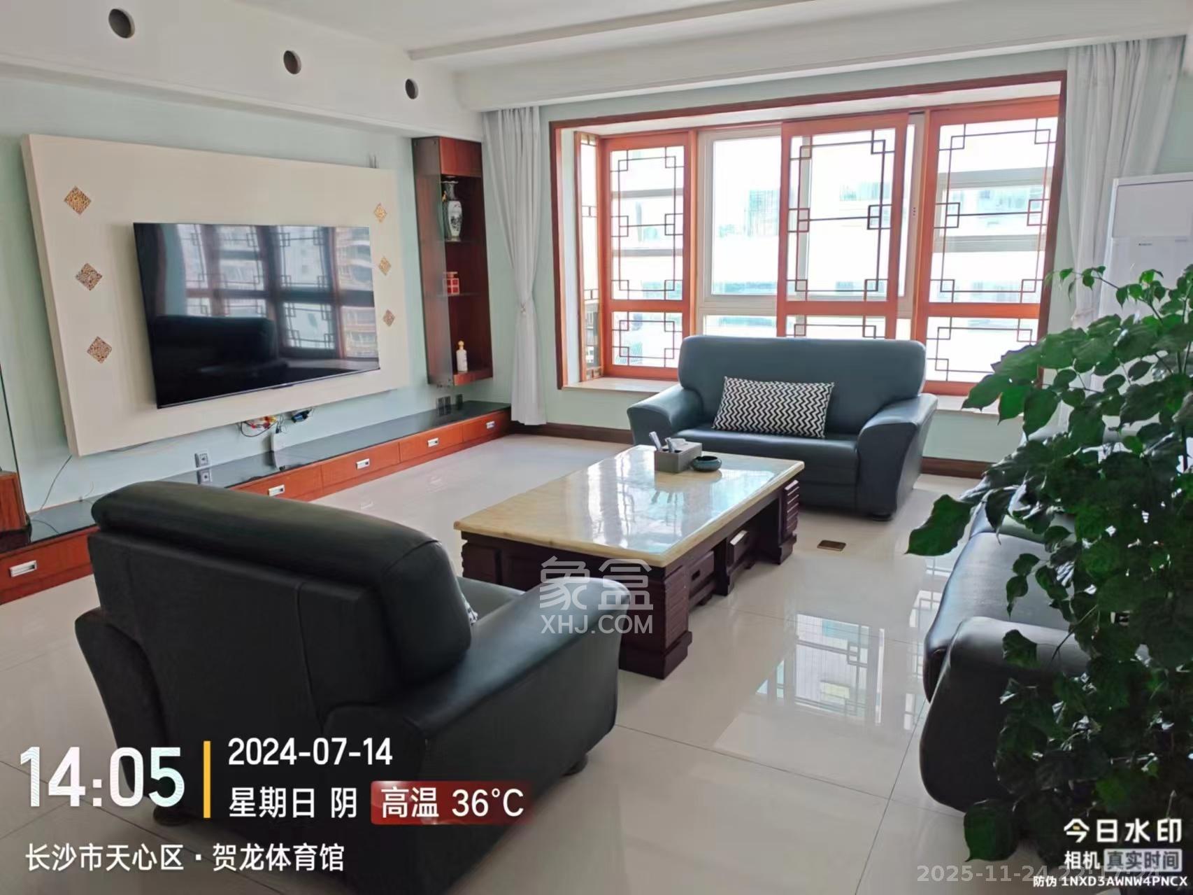 新世纪花苑  4室2厅2卫    6000.0元/月室内图