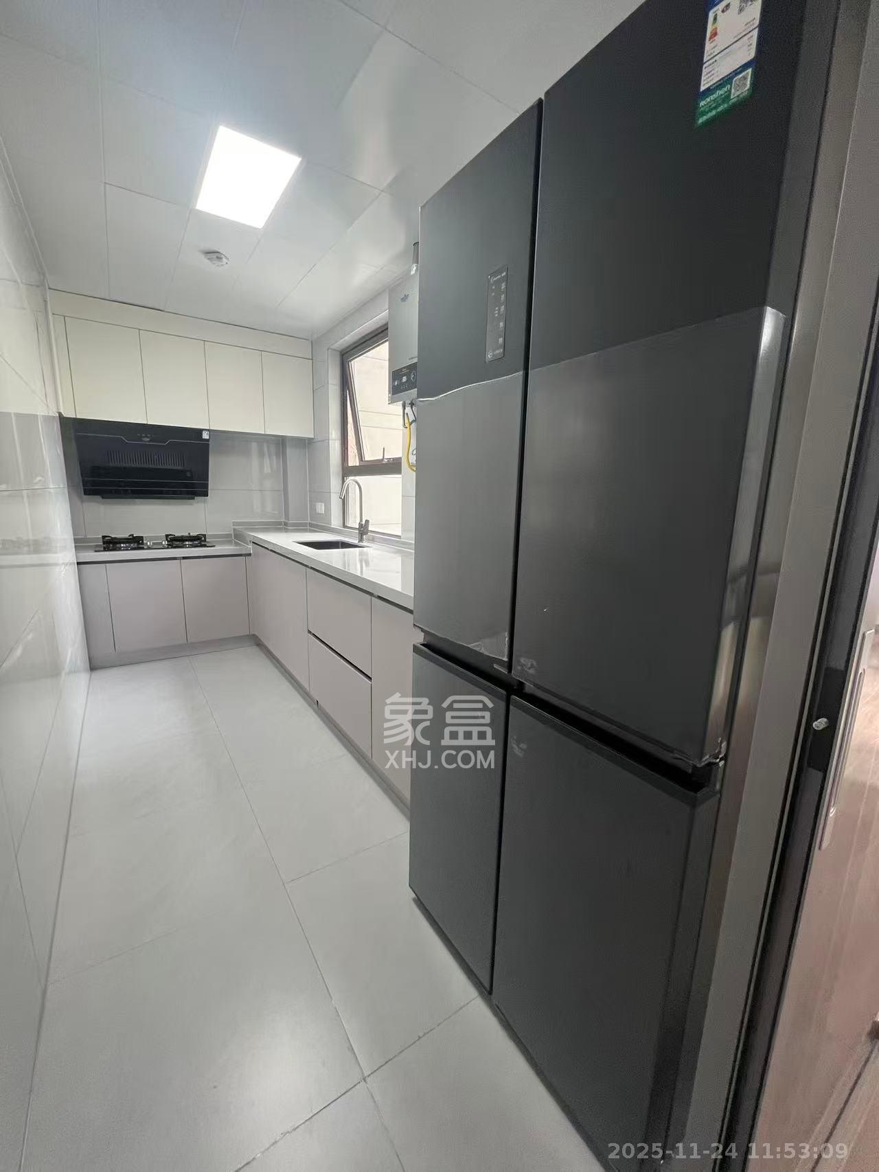 佳兆业云顶梅溪湖（佳兆业梅溪荟）  4室2厅2卫    3500.0元/月室内图