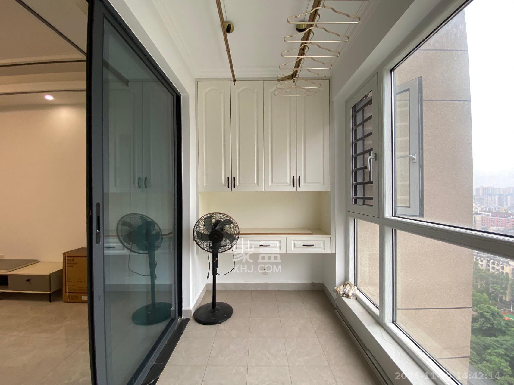 建发中央公园(建发美地) 3室2厅1卫 3600.0元/月 建发中央公园(建发美地) 3室2厅1卫 3600.0元/月室内图