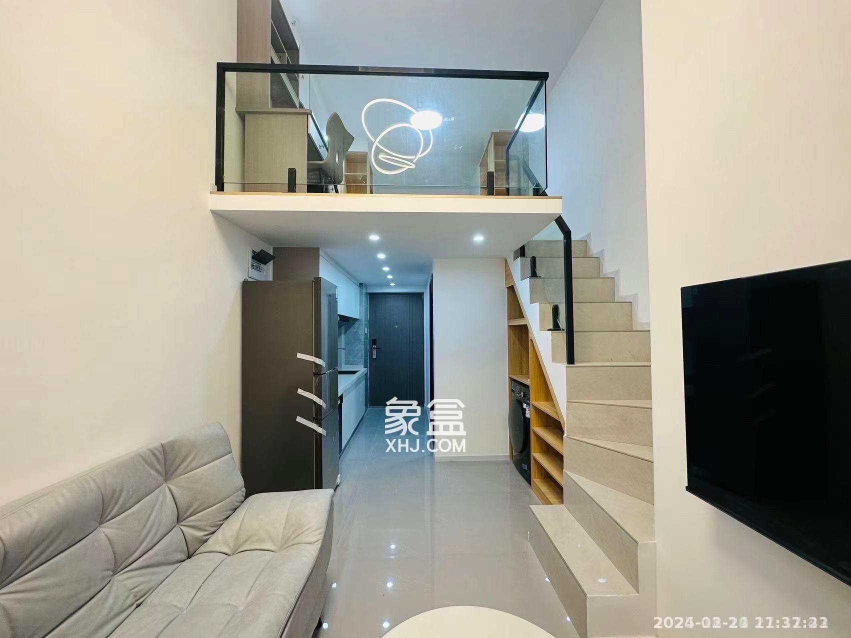 卓越中寰  2室1厅1卫    2100.0元/月室内图